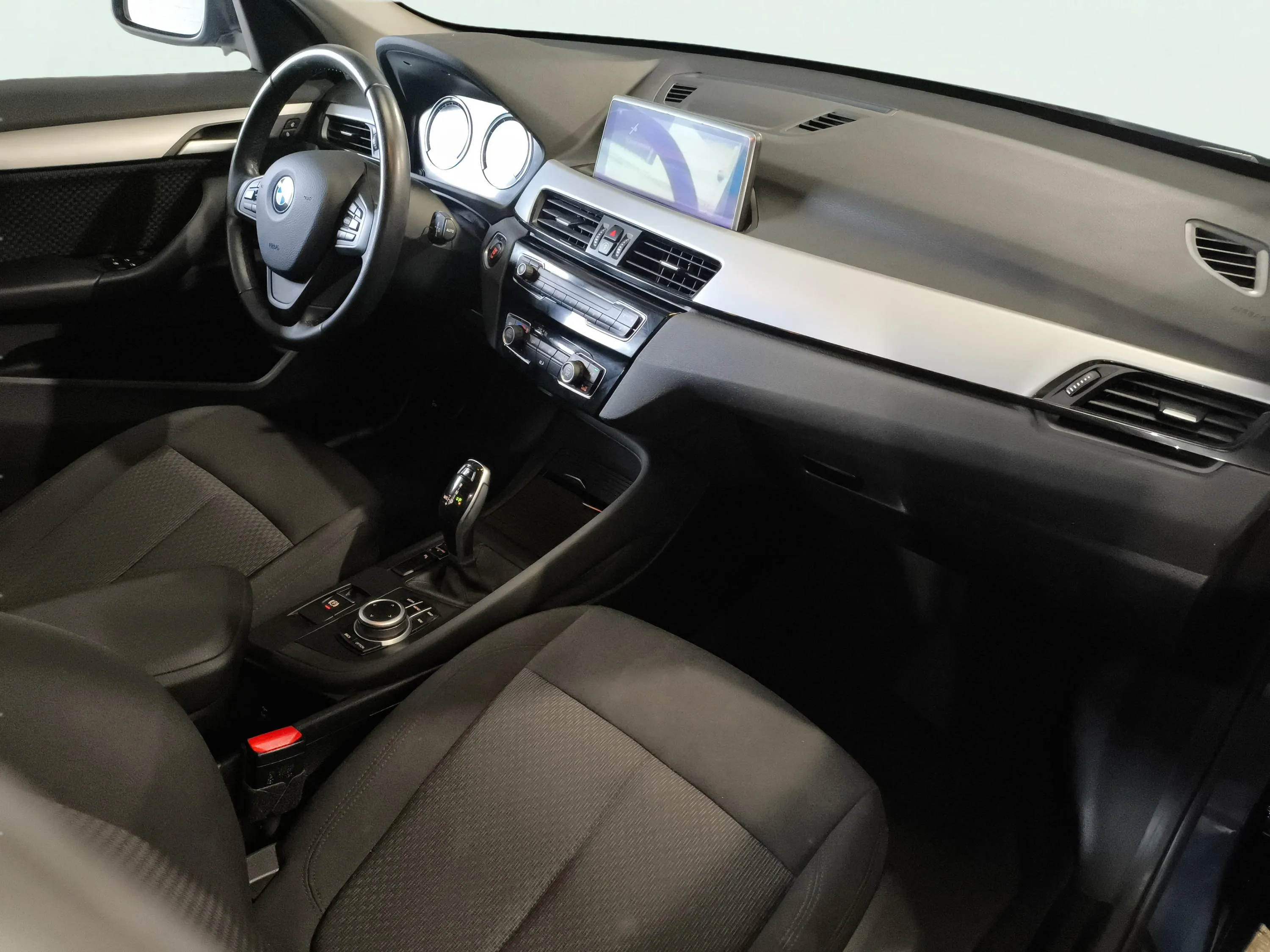 BMW X1 sDrive16d - foto 21
