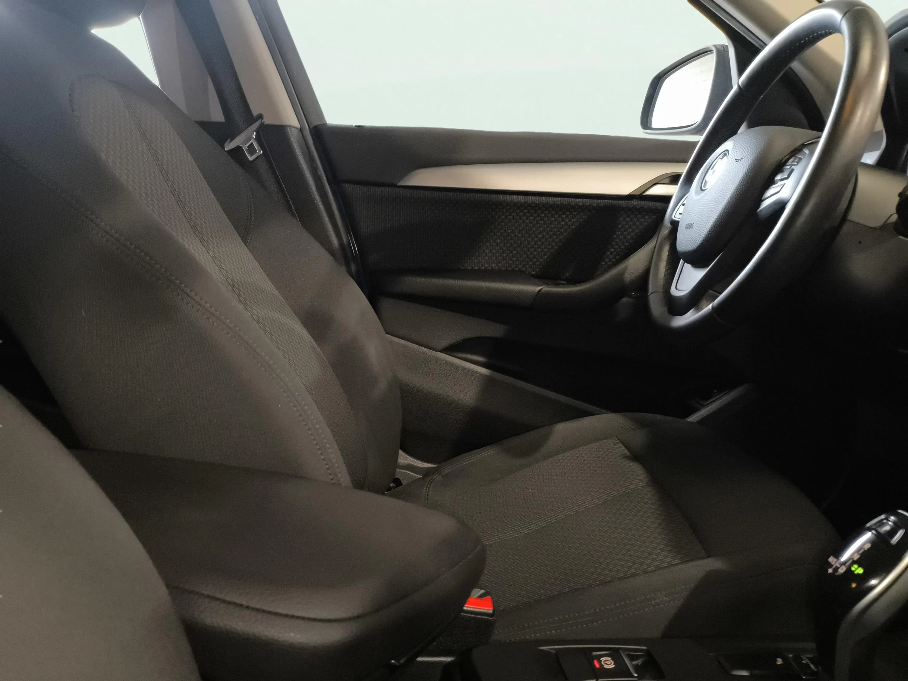 BMW X1 sDrive16d - foto 22
