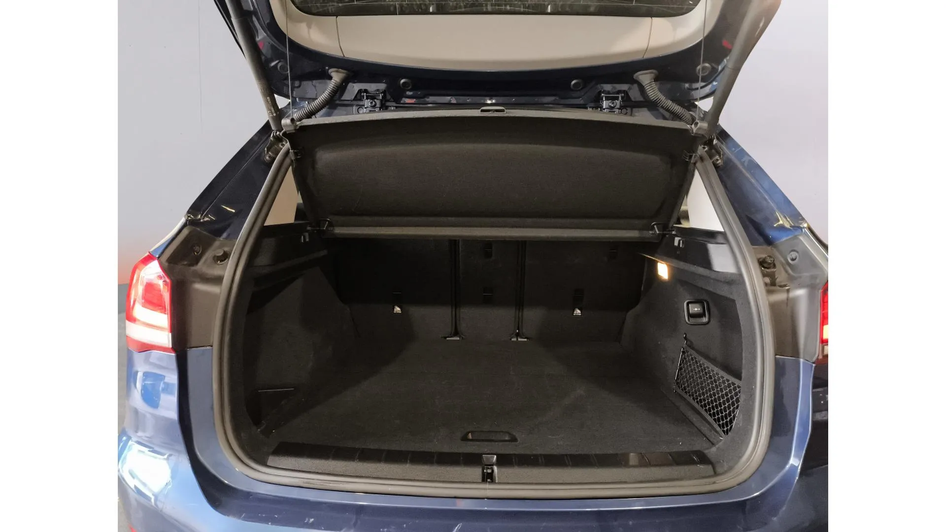 BMW X1 sDrive16d - foto 16