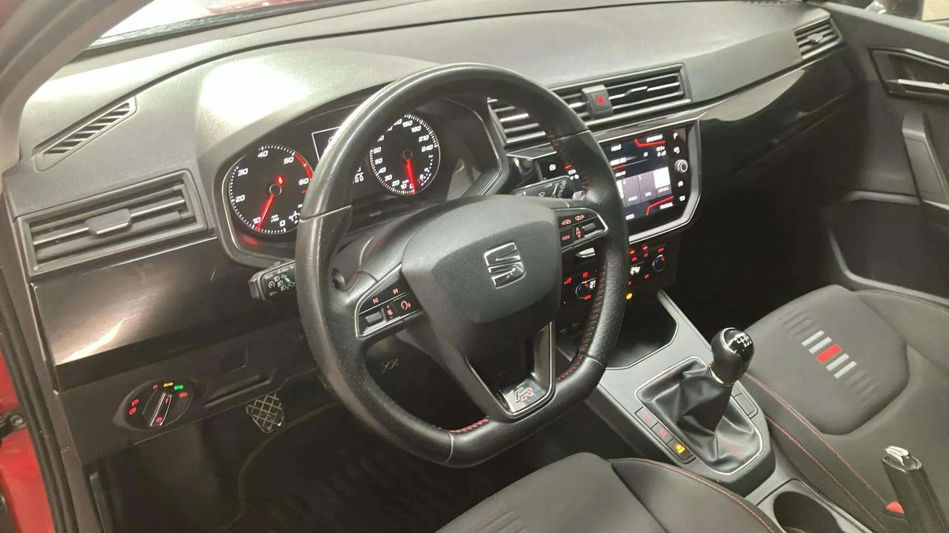 SEAT Ibiza 1.6 TDI FR - foto 6