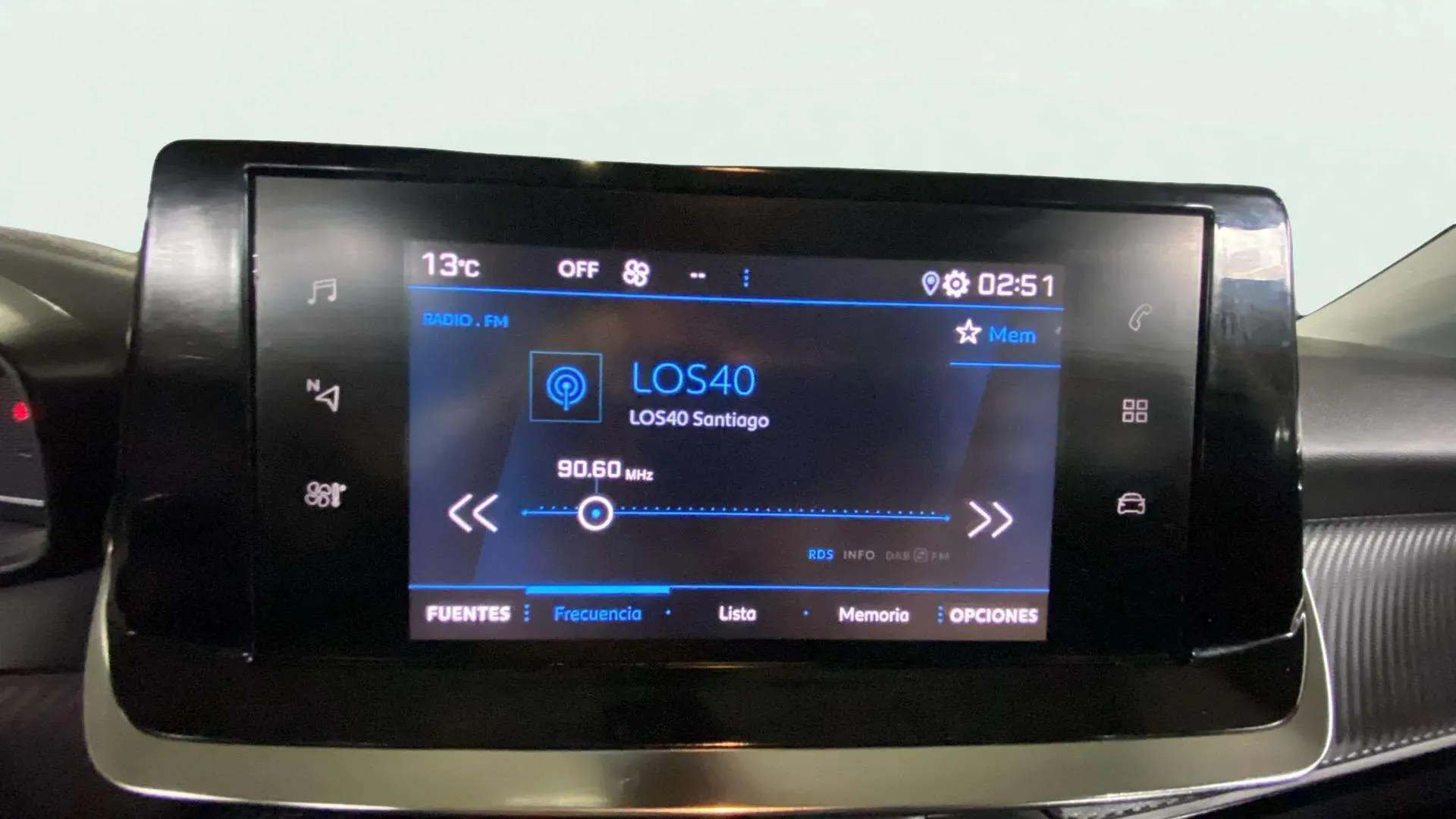 Peugeot 2008 Active Pack PureTech 100 BVM6 - foto 24