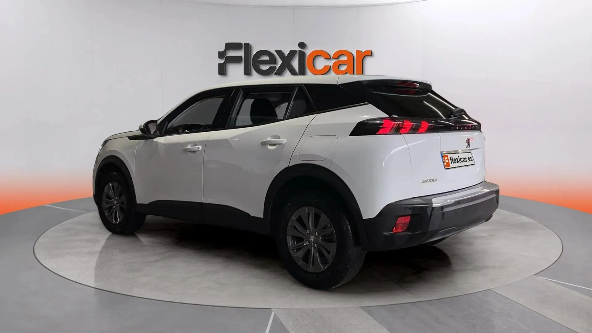 Peugeot 2008 Active Pack PureTech 100 BVM6 - foto 4