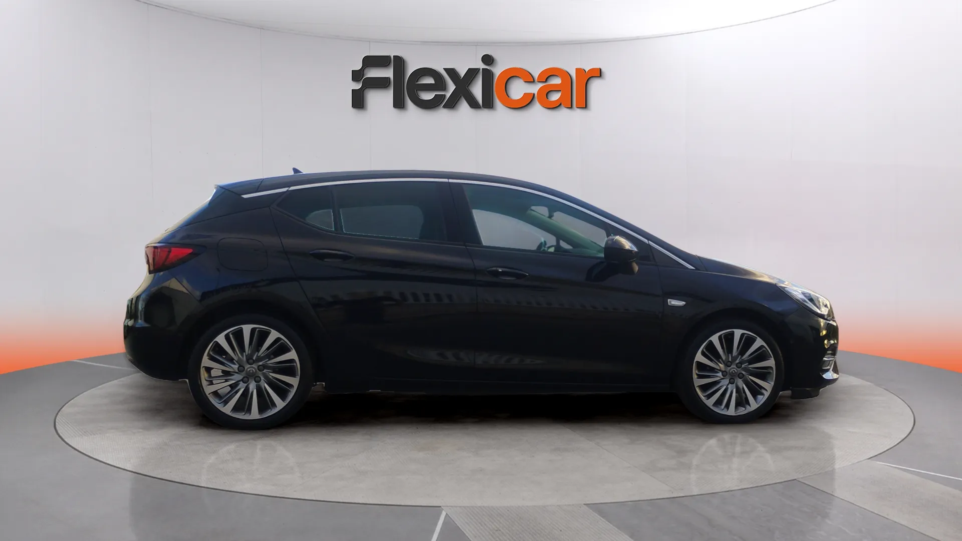 Opel Astra 1.2T SHR Elegance - foto 8