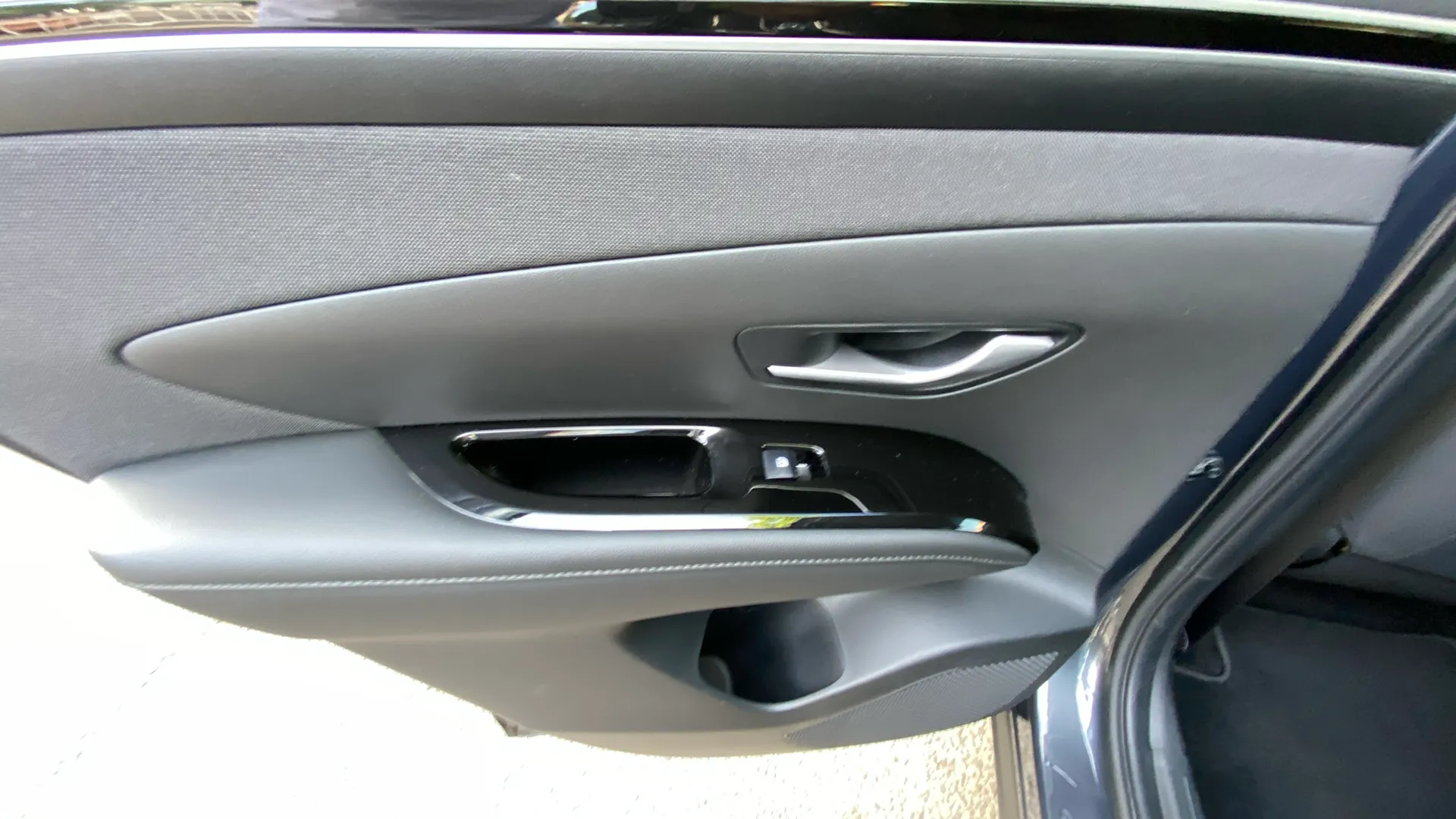 Hyundai Tucson 1.6 T-GDi HEV Maxx - foto 24