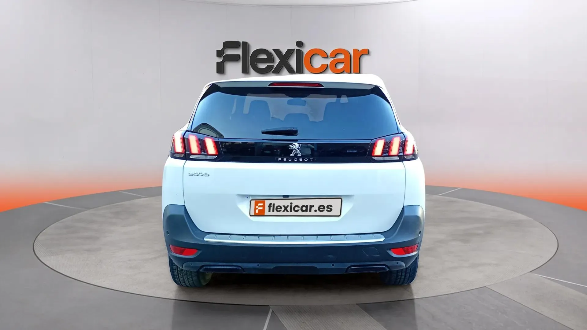 Peugeot 5008 1.2 PureTech Allure Pack EAT8 - foto 12