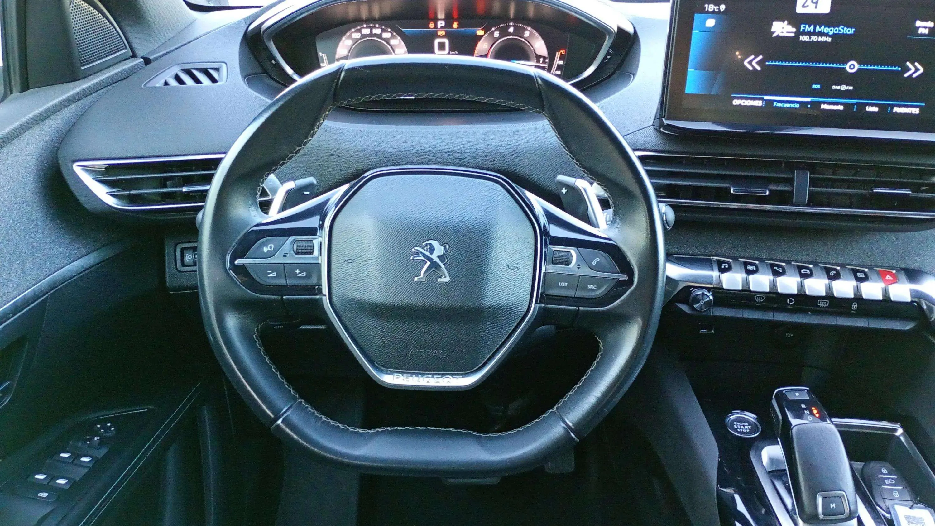 Peugeot 5008 1.2 PureTech Allure Pack EAT8 - foto 16