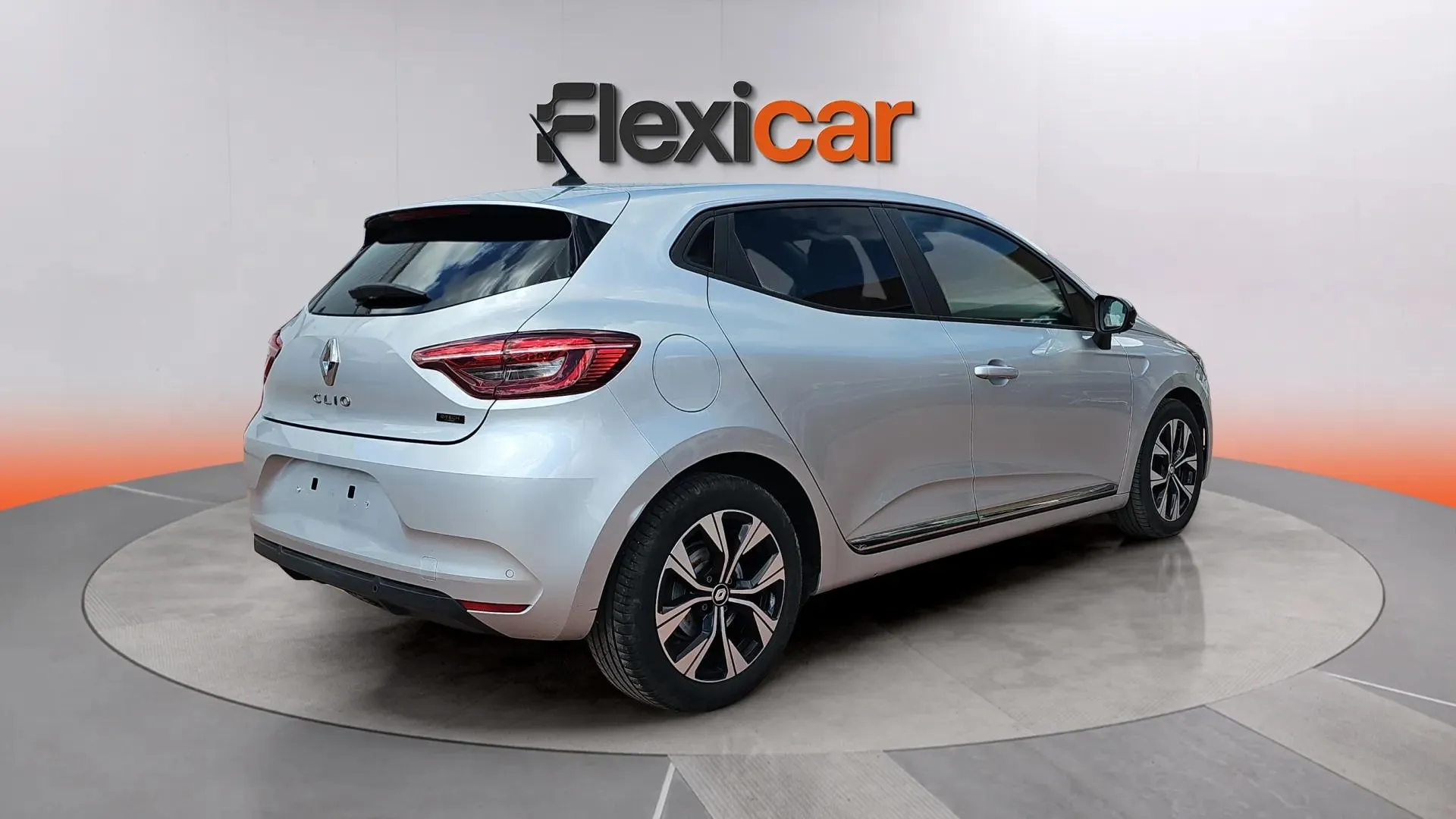 Renault Clio Evolution E-Tech full hybrid 145 - foto 4