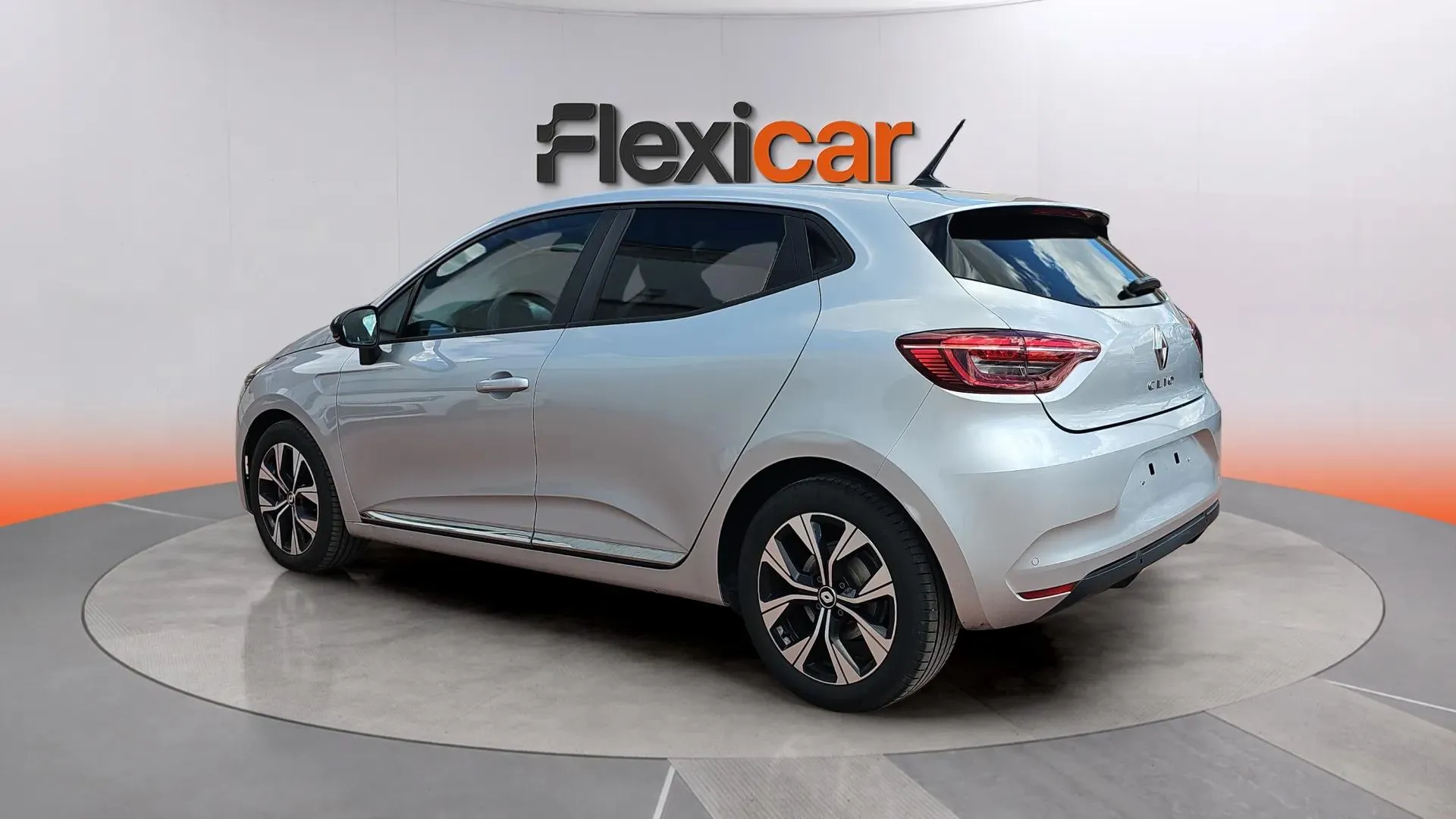 Renault Clio Evolution E-Tech full hybrid 145 - foto 7