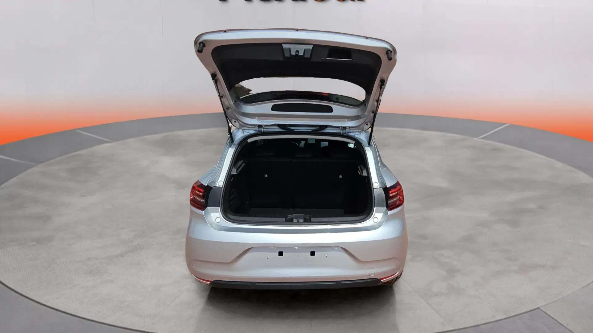 Renault Clio Evolution E-Tech full hybrid 145 - foto 9