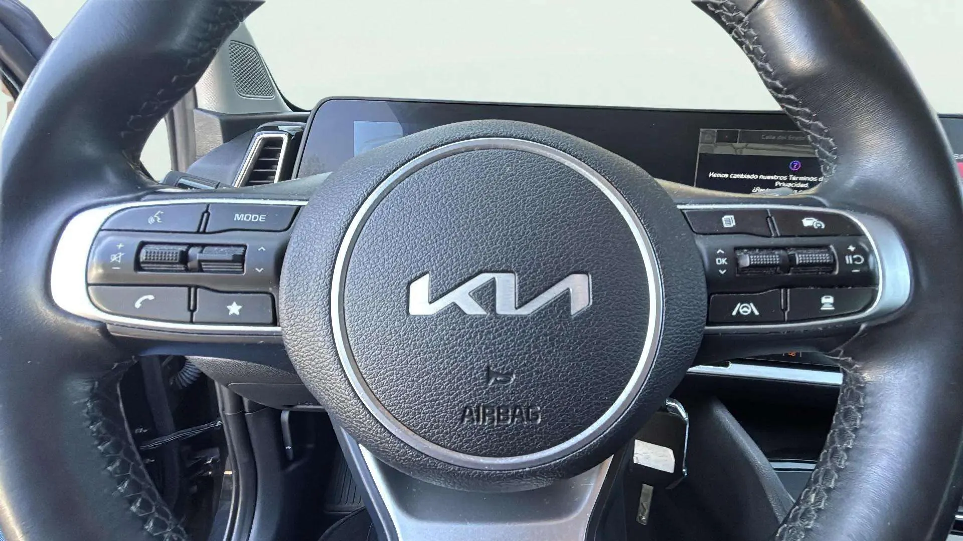 Kia Sportage 1.6 T-GDi HEV Drive 4x2 - foto 22