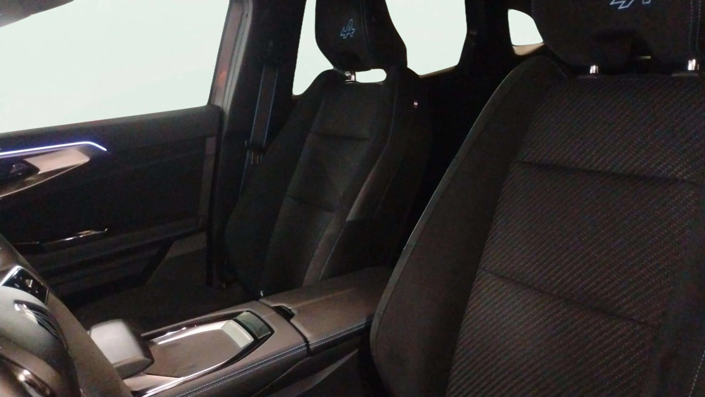 Renault Austral Iconic Esprit Alpine E-Tech F Hybr - foto 8