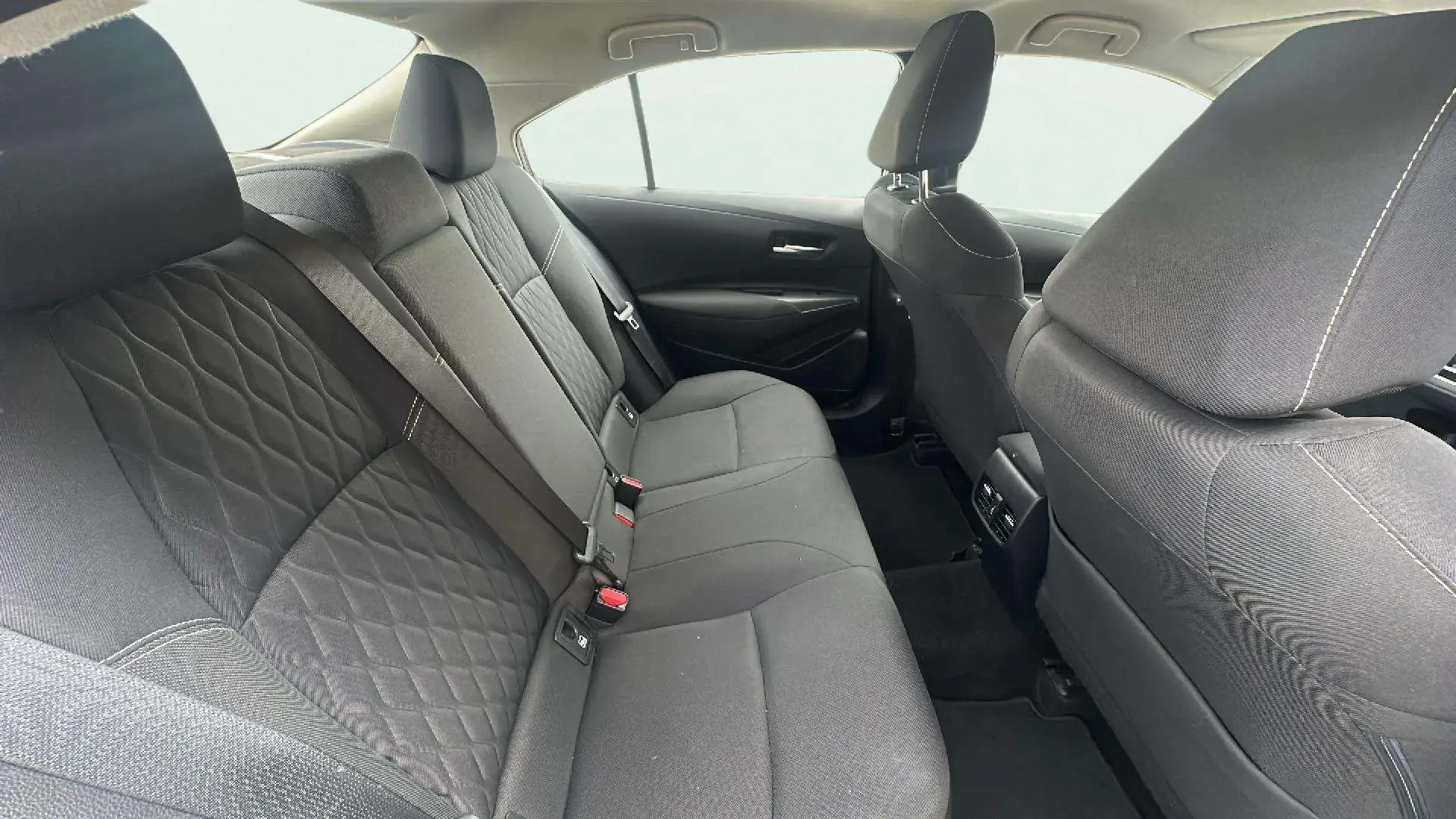Toyota Corolla 1.5WTI SOL - foto 11
