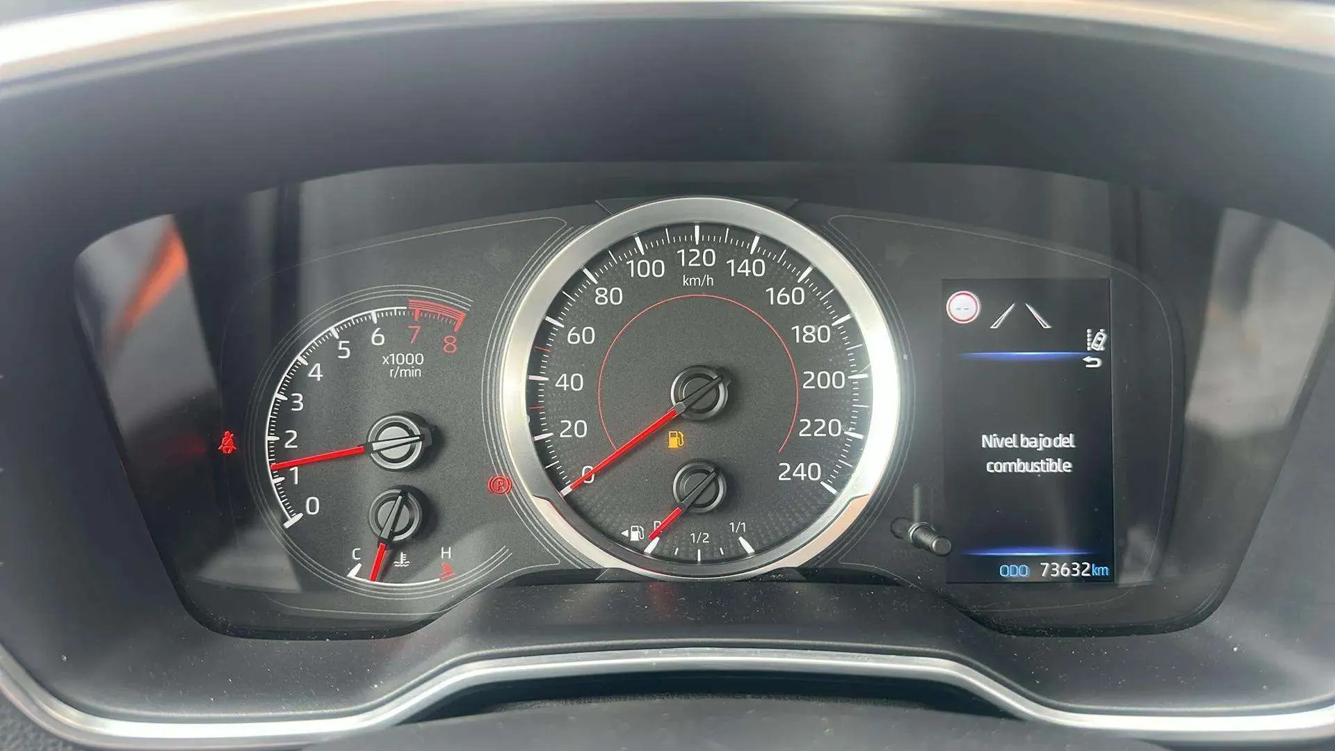 Toyota Corolla 1.5WTI SOL - foto 9