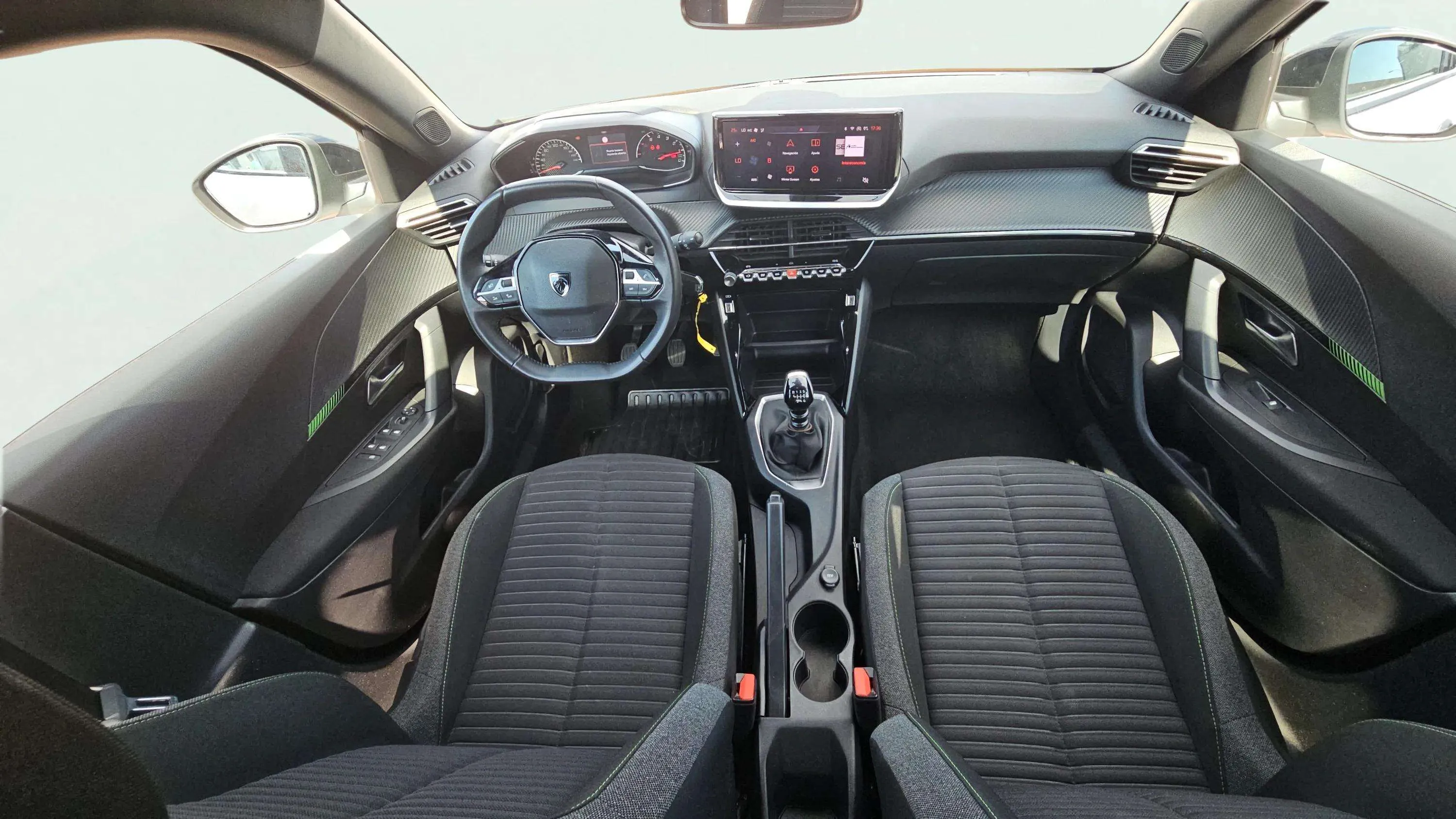 Peugeot 2008 Active PureTech 100 - foto 12