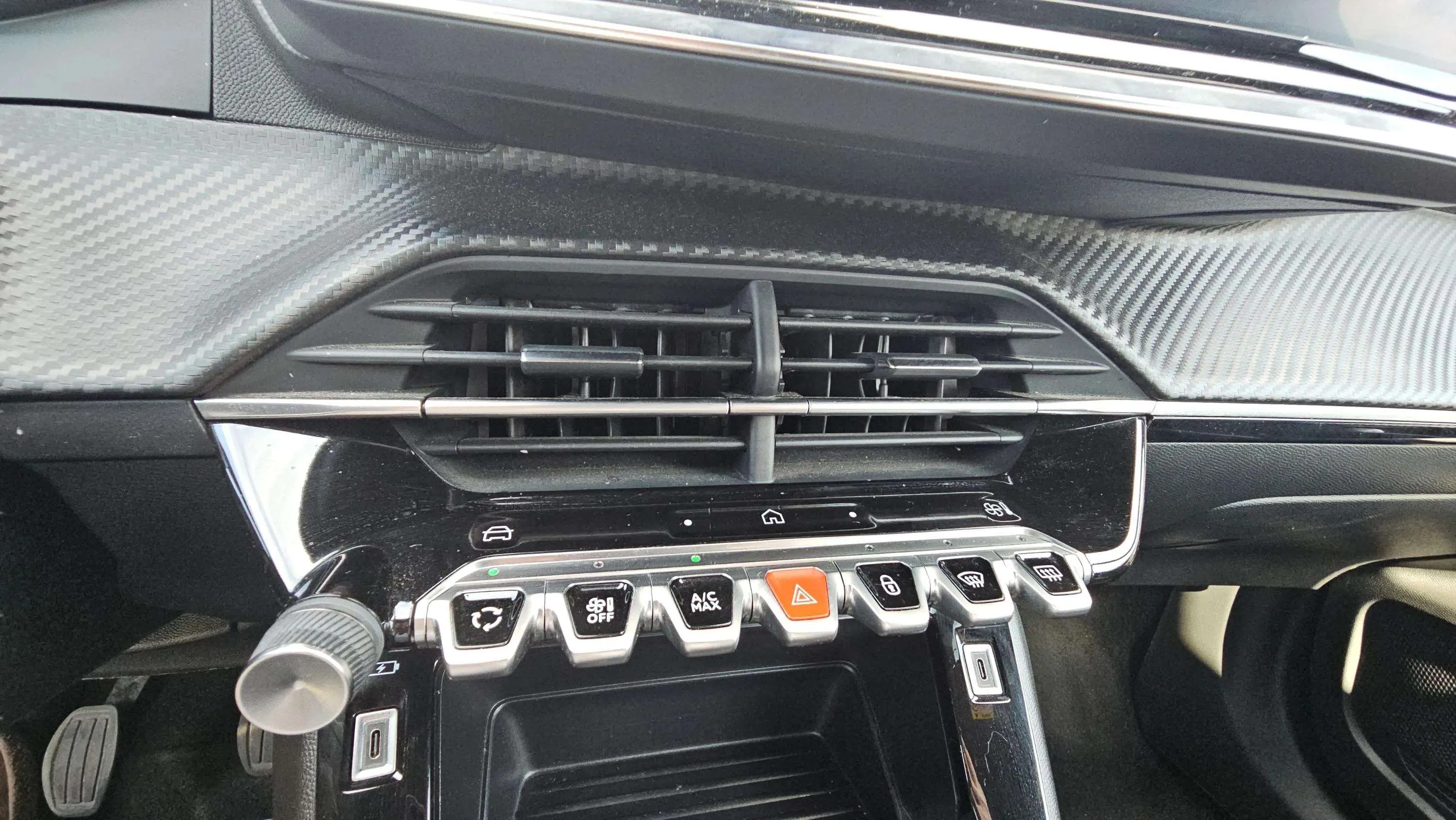 Peugeot 2008 Active PureTech 100 - foto 19