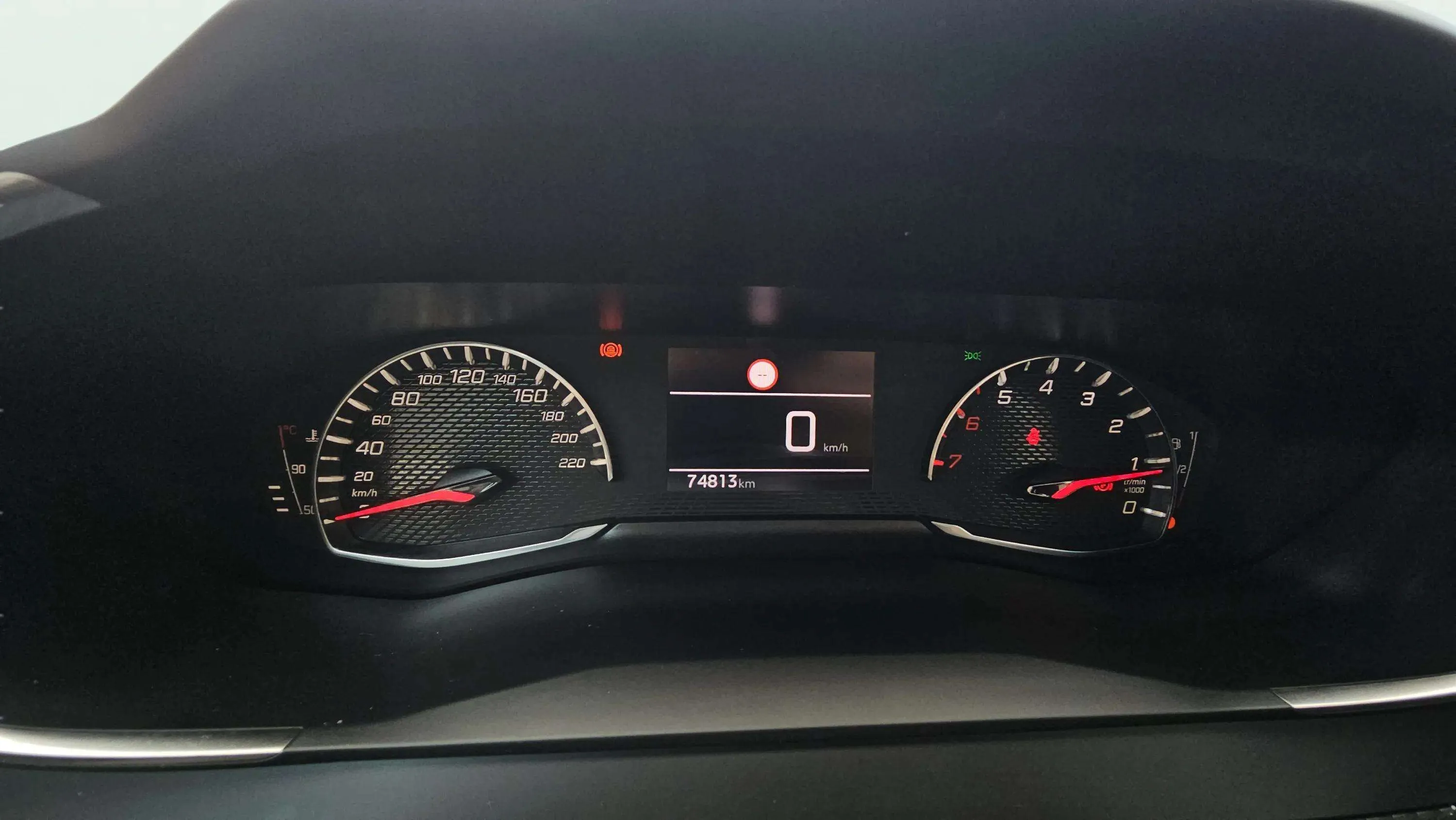 Peugeot 2008 Active PureTech 100 - foto 14