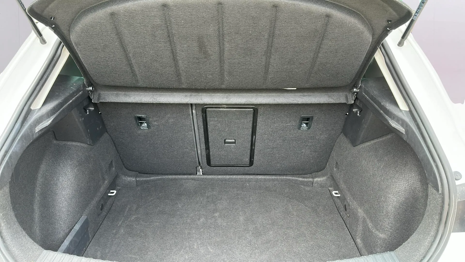 Cupra León 1.5 eTSI DSG - foto 12