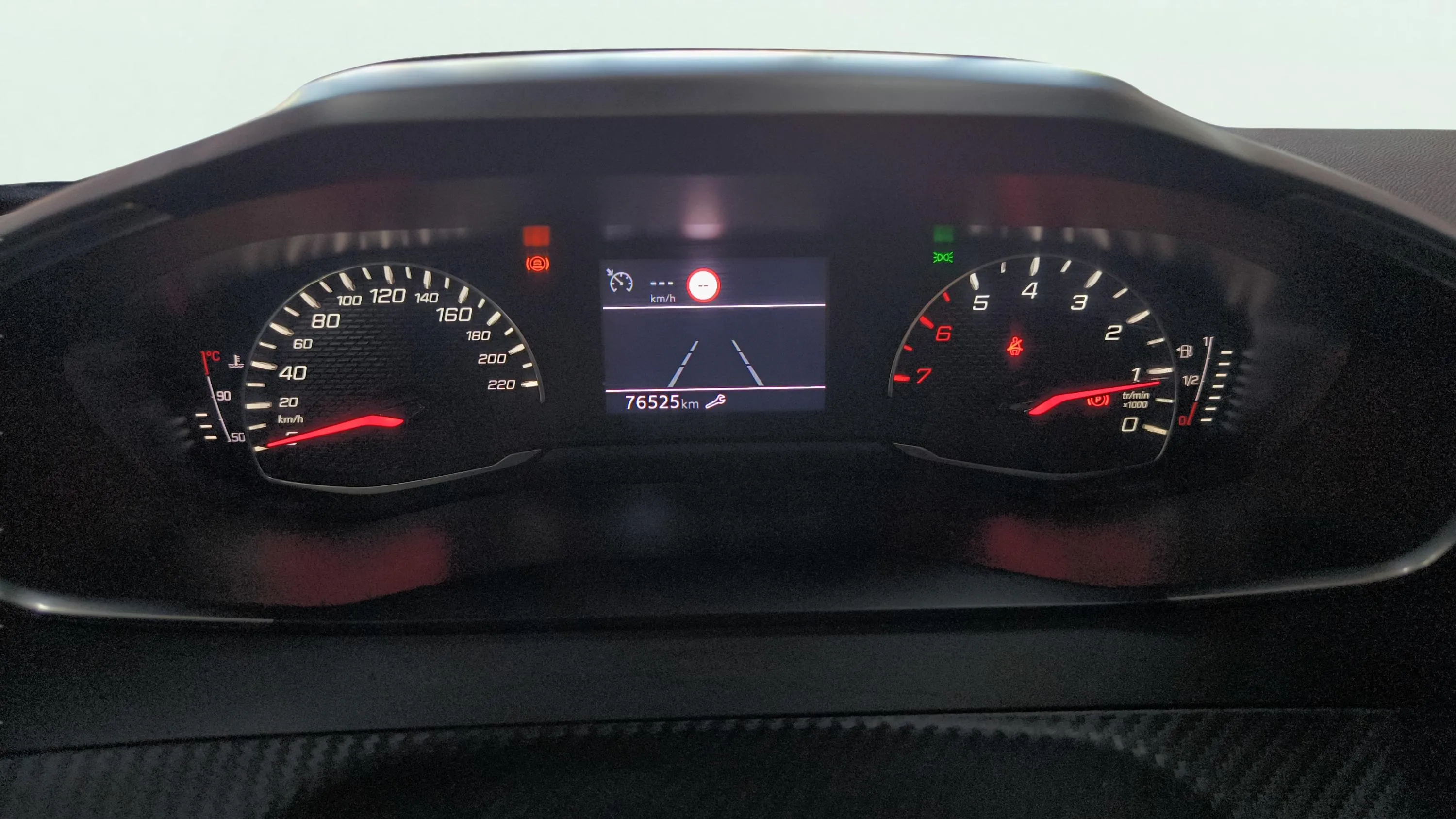 Peugeot 2008 Allure Pack PureTech 100 - foto 10