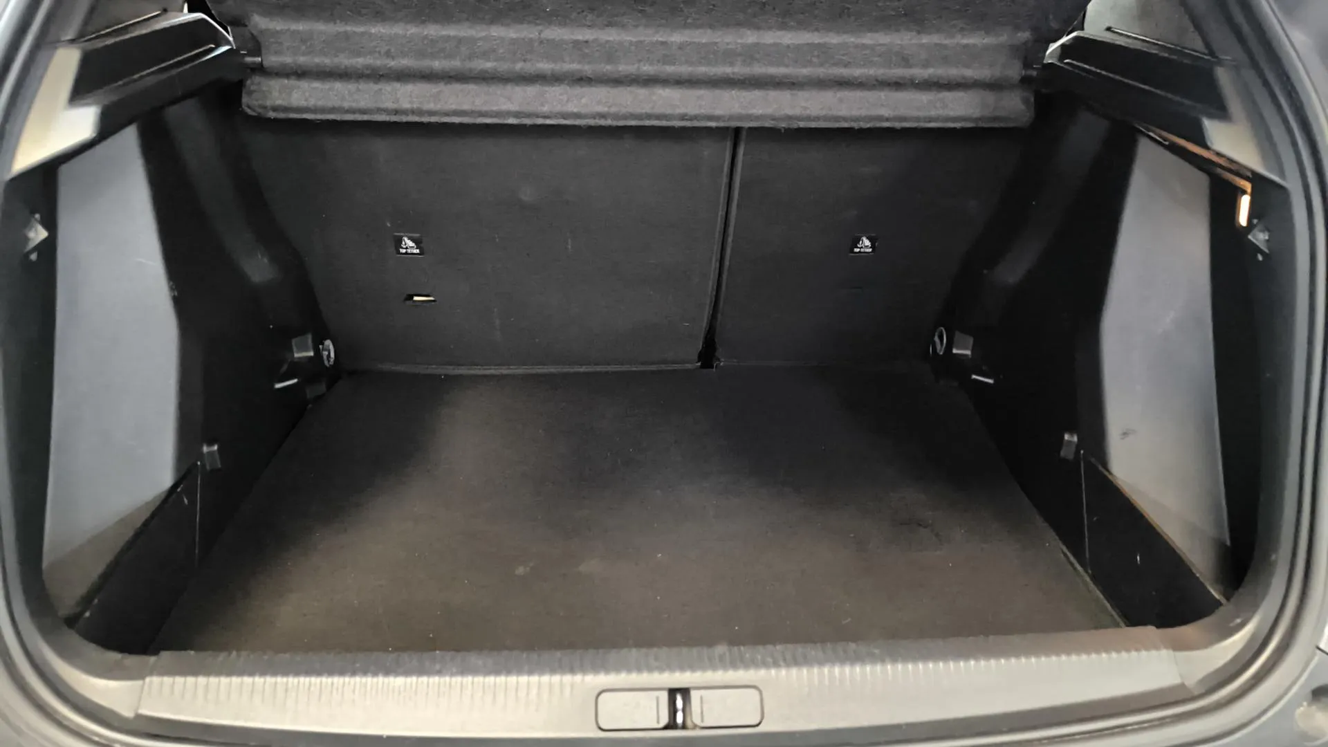 Peugeot 2008 Allure Pack PureTech 100 - foto 7