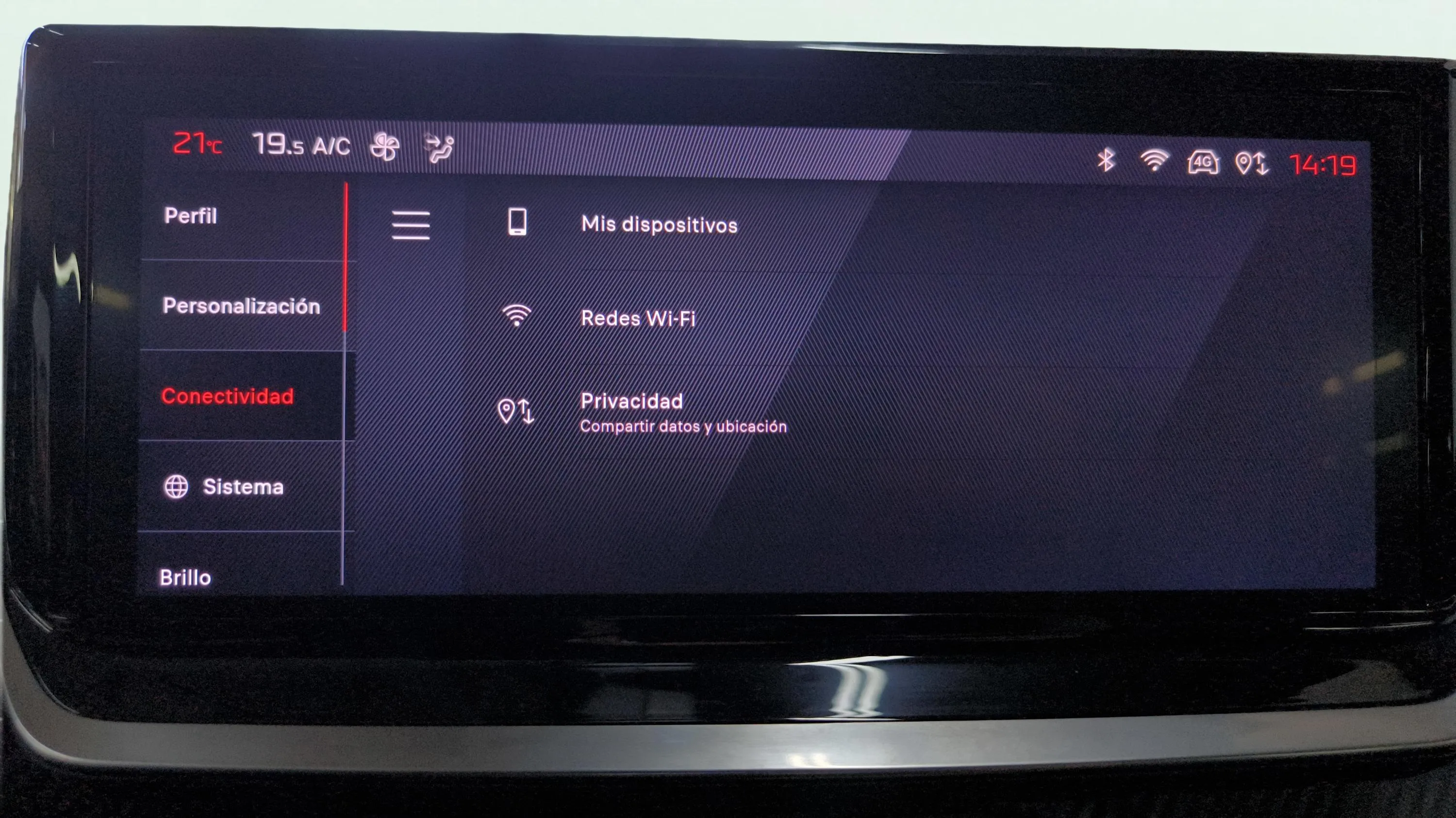 Peugeot 2008 Allure Pack PureTech 100 - foto 33