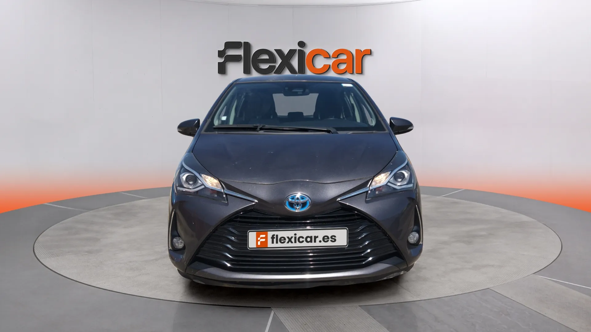 Toyota Yaris 1.5 100H Active - foto 2
