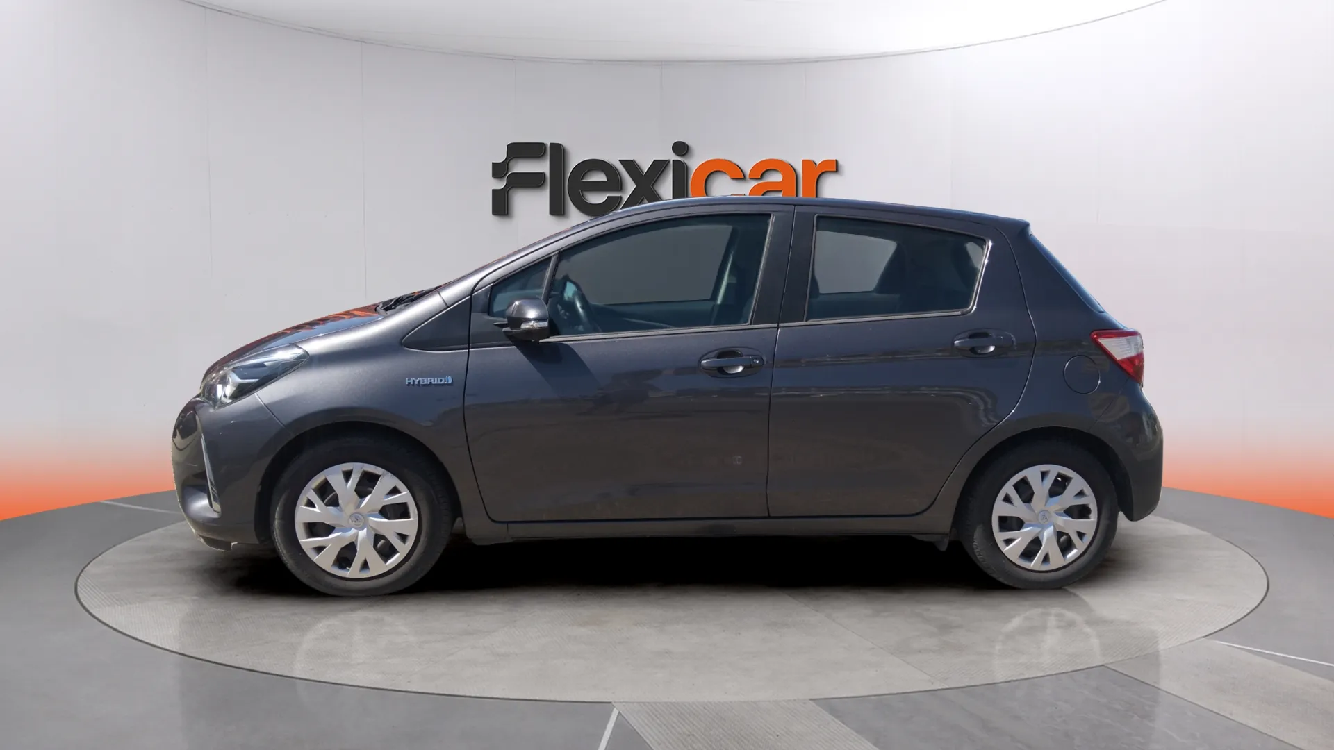 Toyota Yaris 1.5 100H Active - foto 4