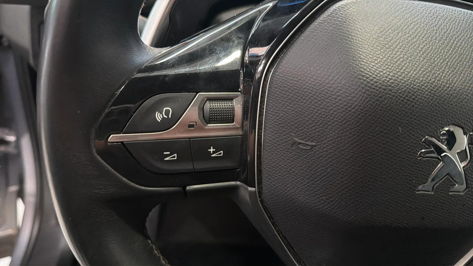 Peugeot 3008 225 e-EAT8 Allure Pack - foto 10
