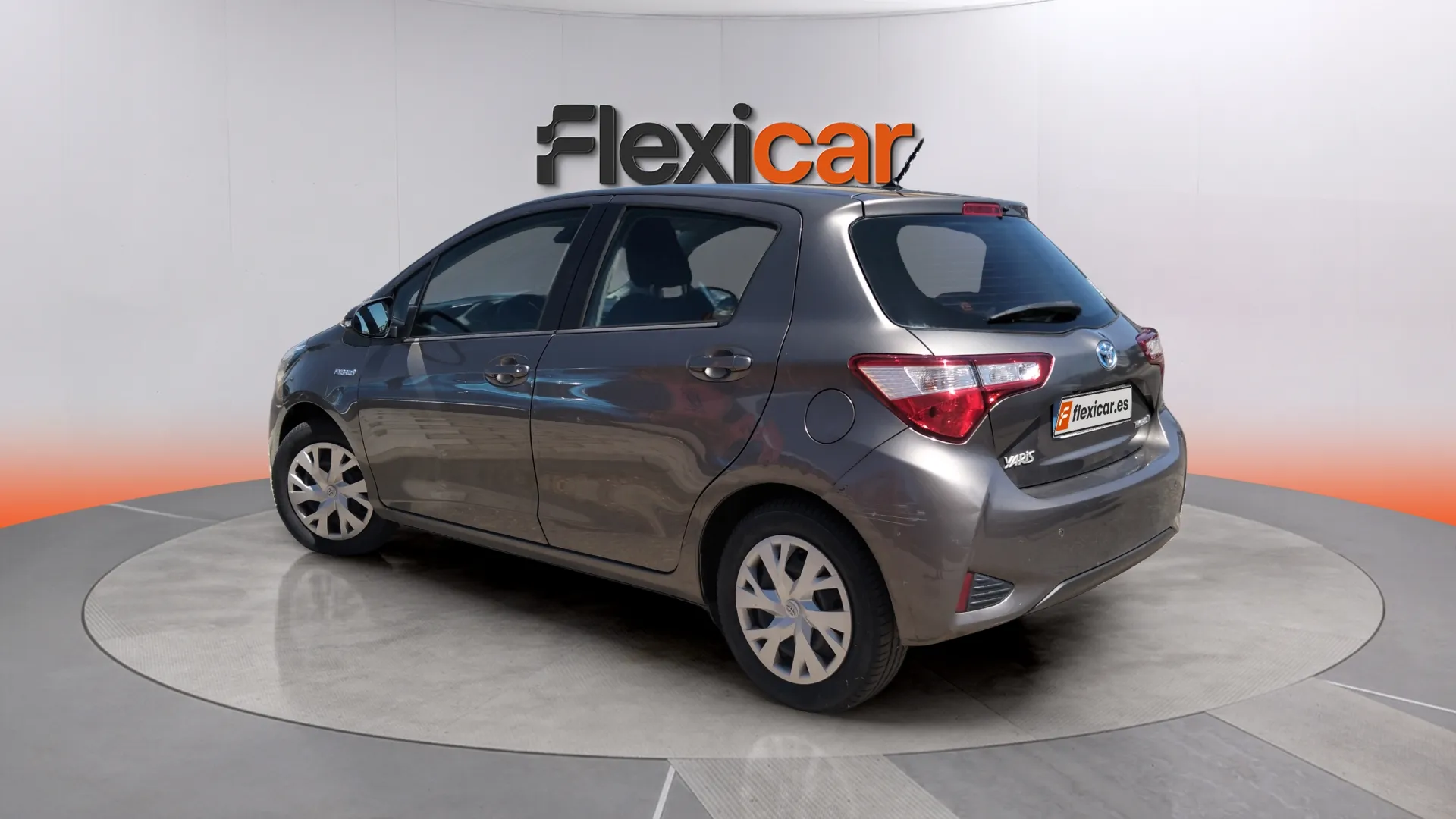 Toyota Yaris 1.5 100H Active - foto 5
