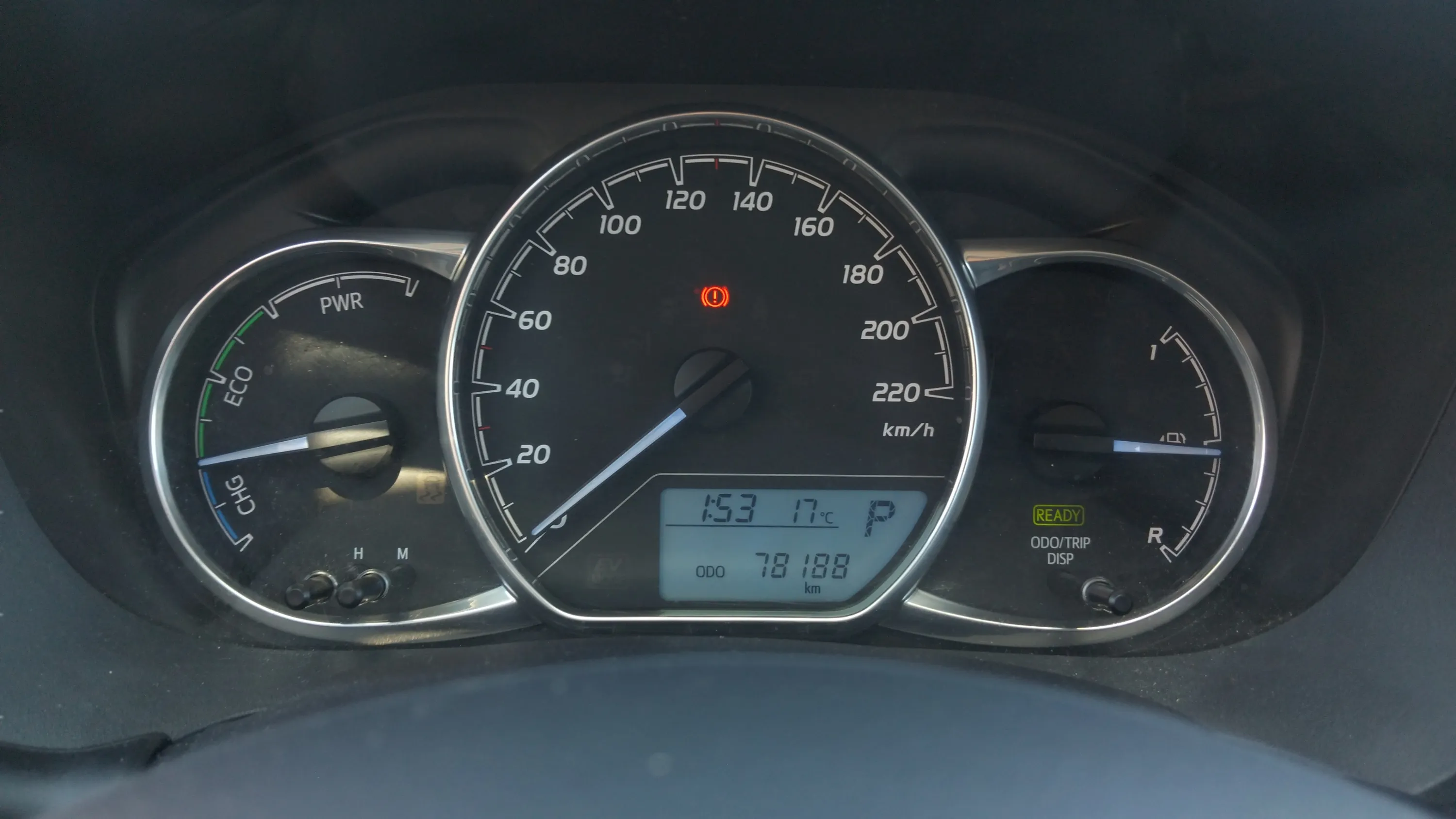 Toyota Yaris 1.5 100H Active - foto 12