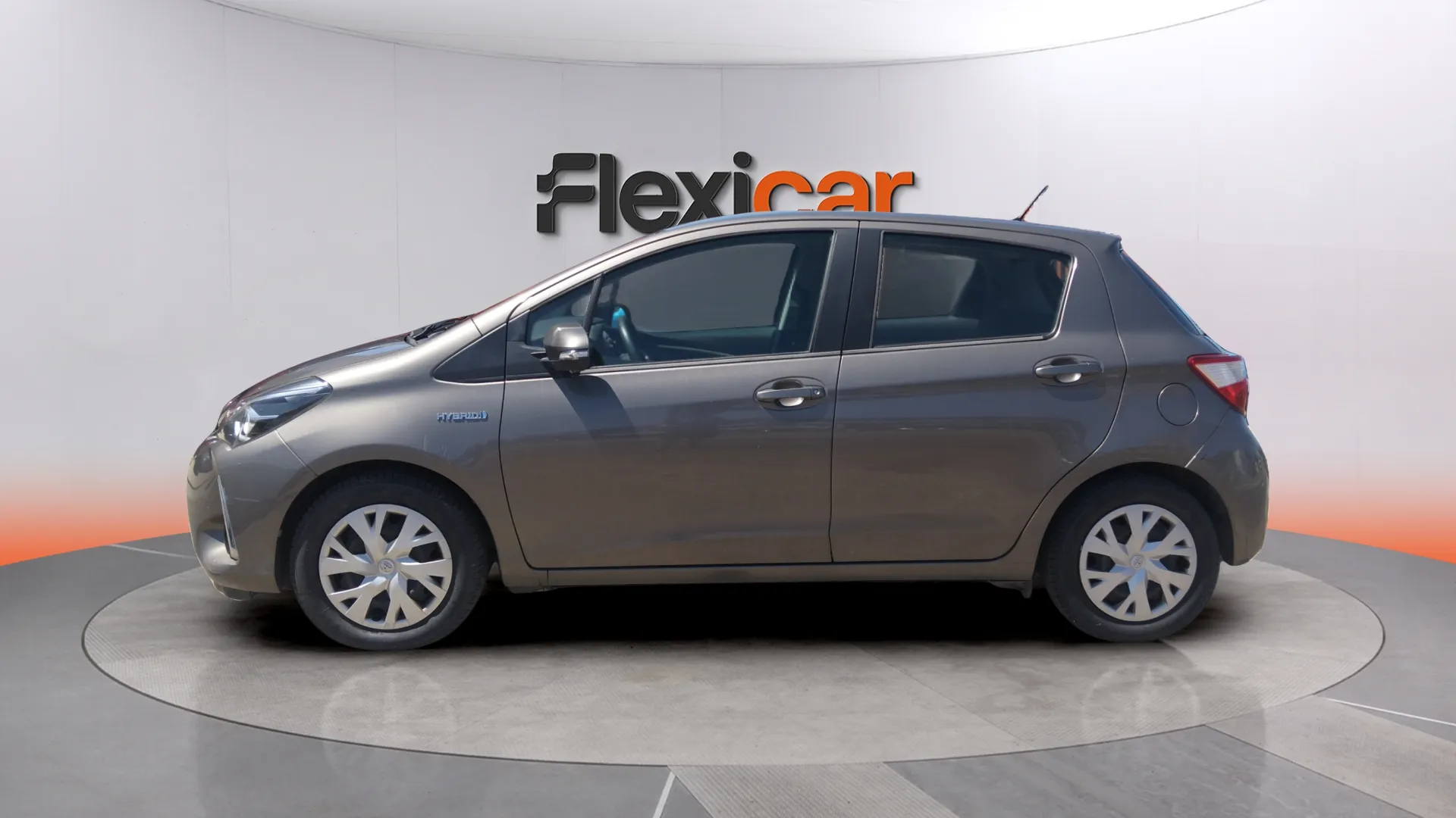 Toyota Yaris 1.5 100H Active - foto 4