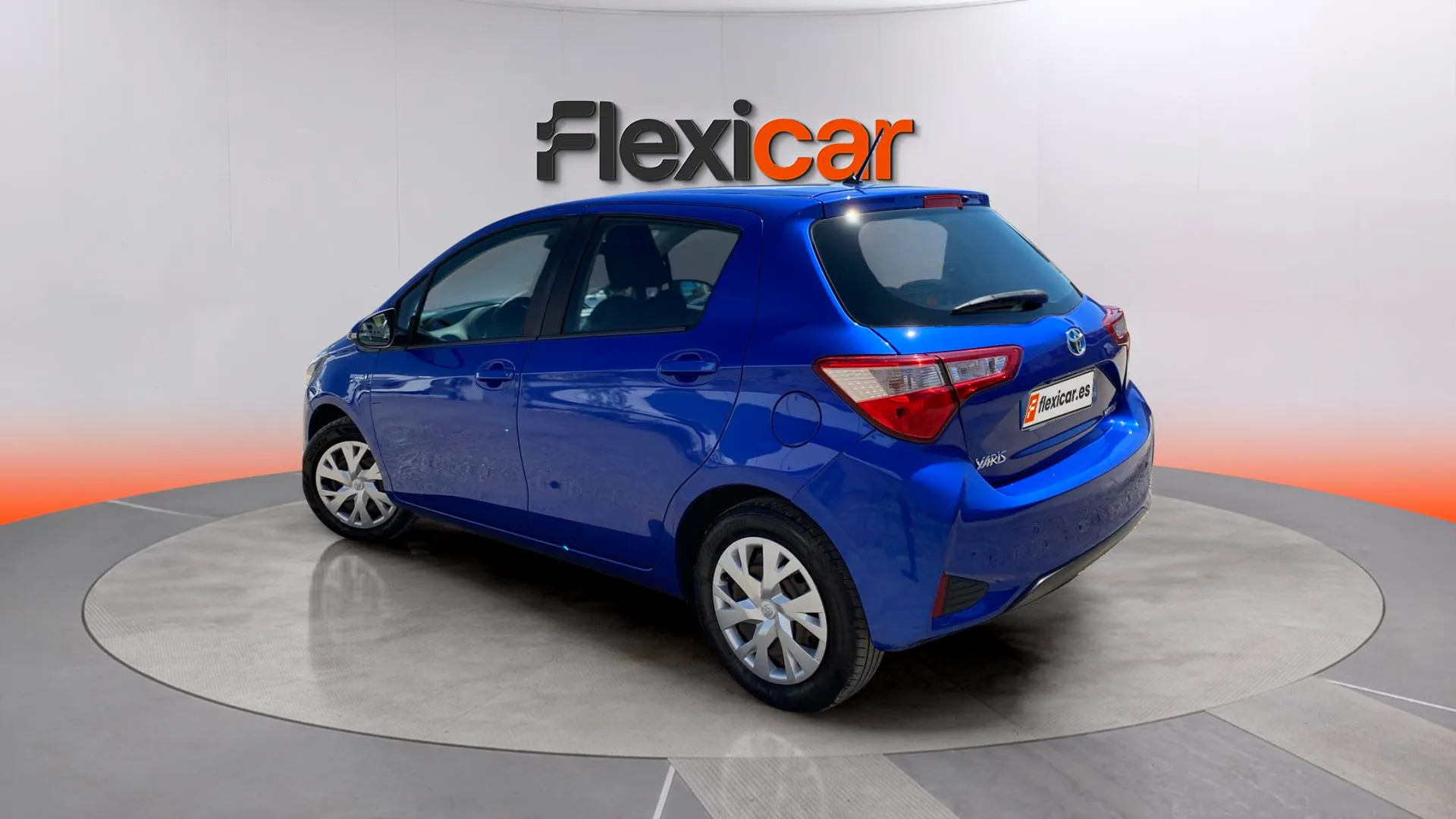 Toyota Yaris 1.5 100H Active - foto 5