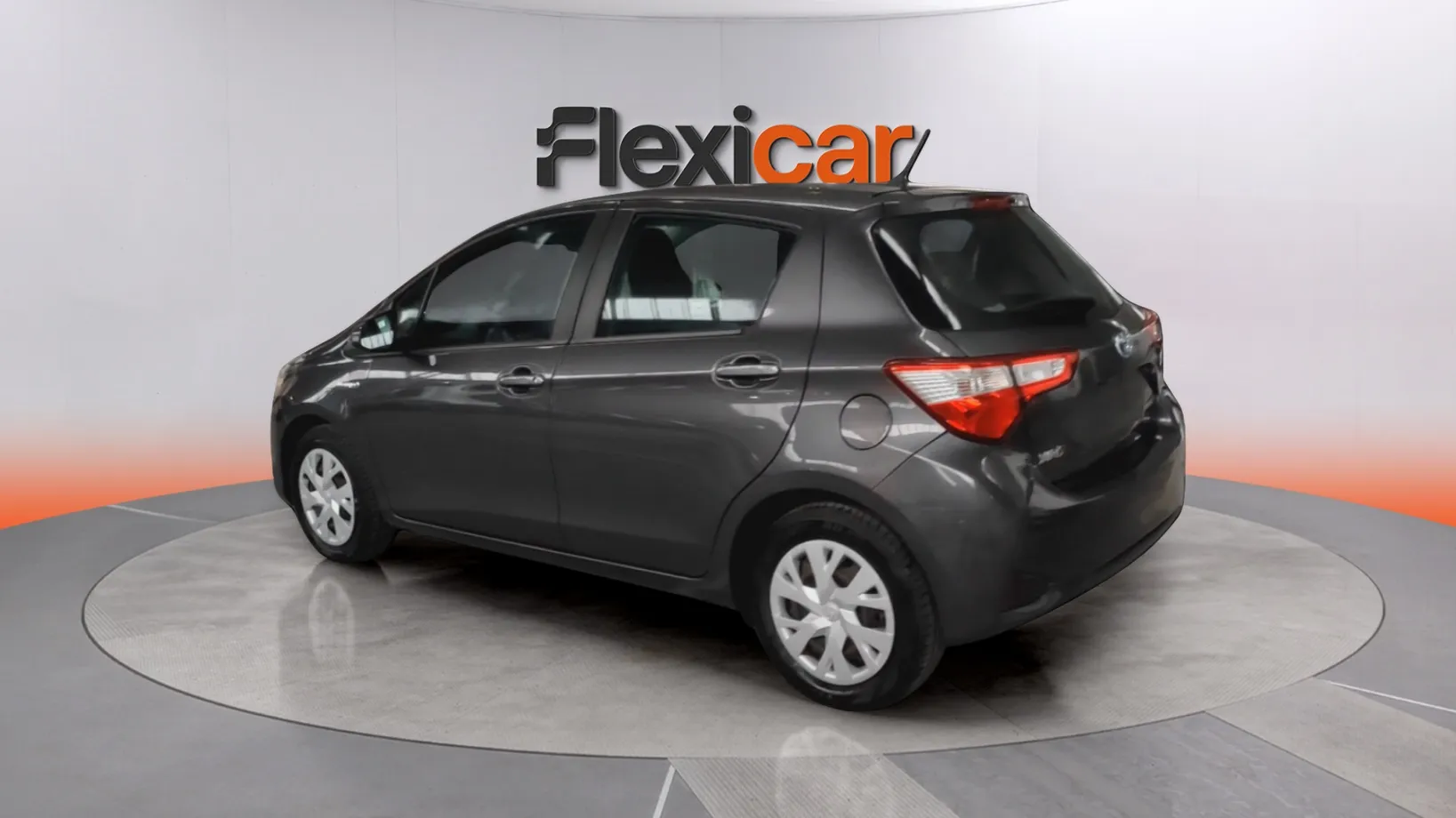 Toyota Yaris 1.5 100H Active - foto 5