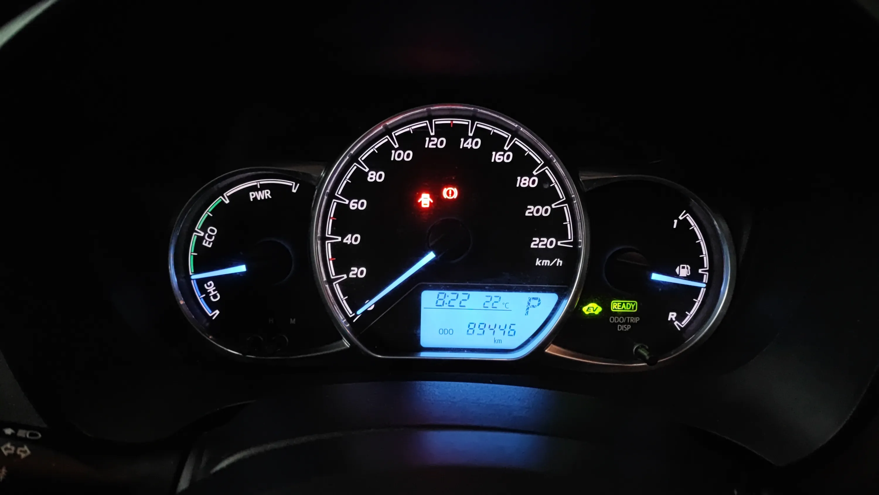Toyota Yaris 1.5 100H Active - foto 15
