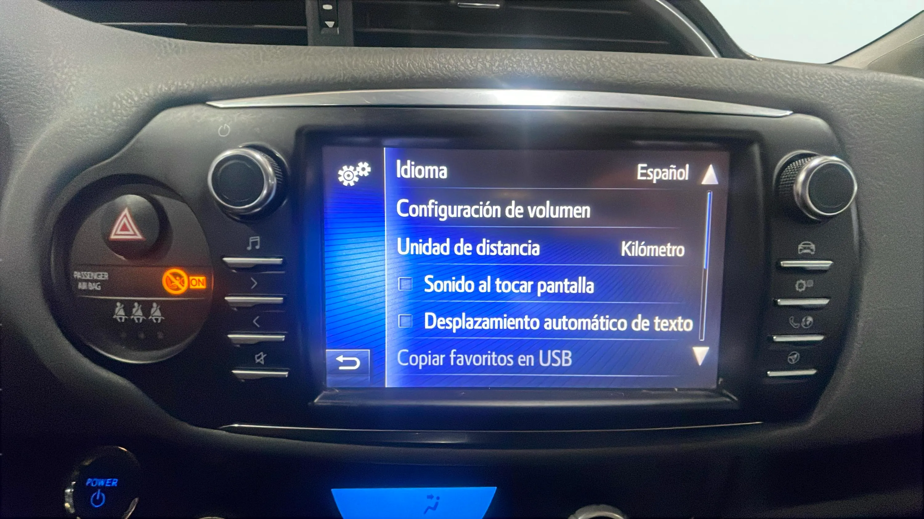 Toyota Yaris 1.5 100H Active - foto 14