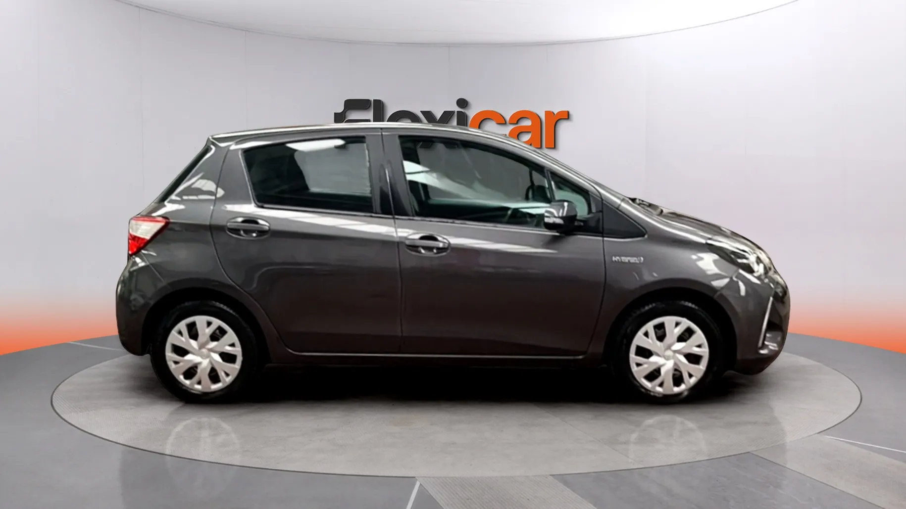 Toyota Yaris 1.5 100H Active - foto 5