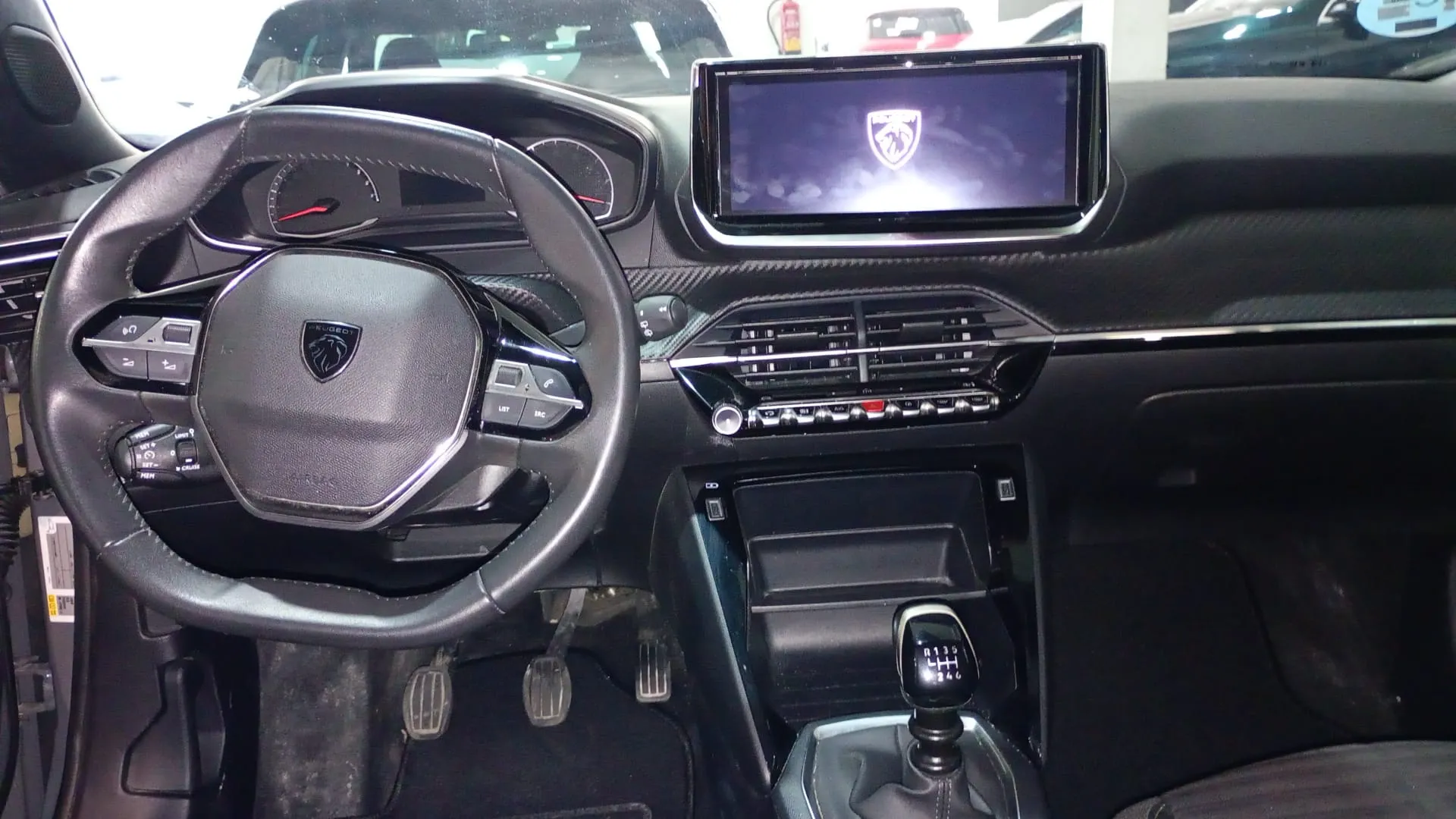 Peugeot 2008 Active PureTech 100 - foto 6
