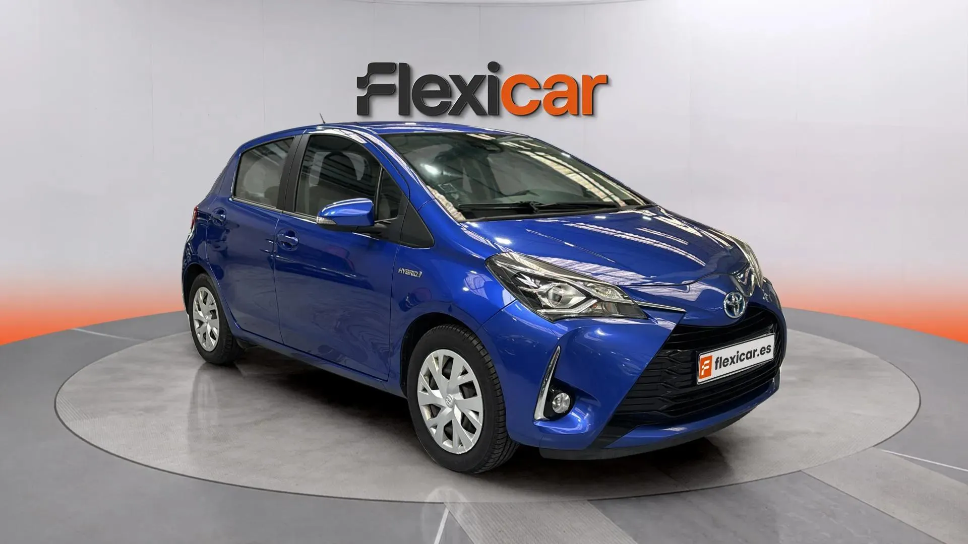 Toyota Yaris 1.5 100H Active - foto 1