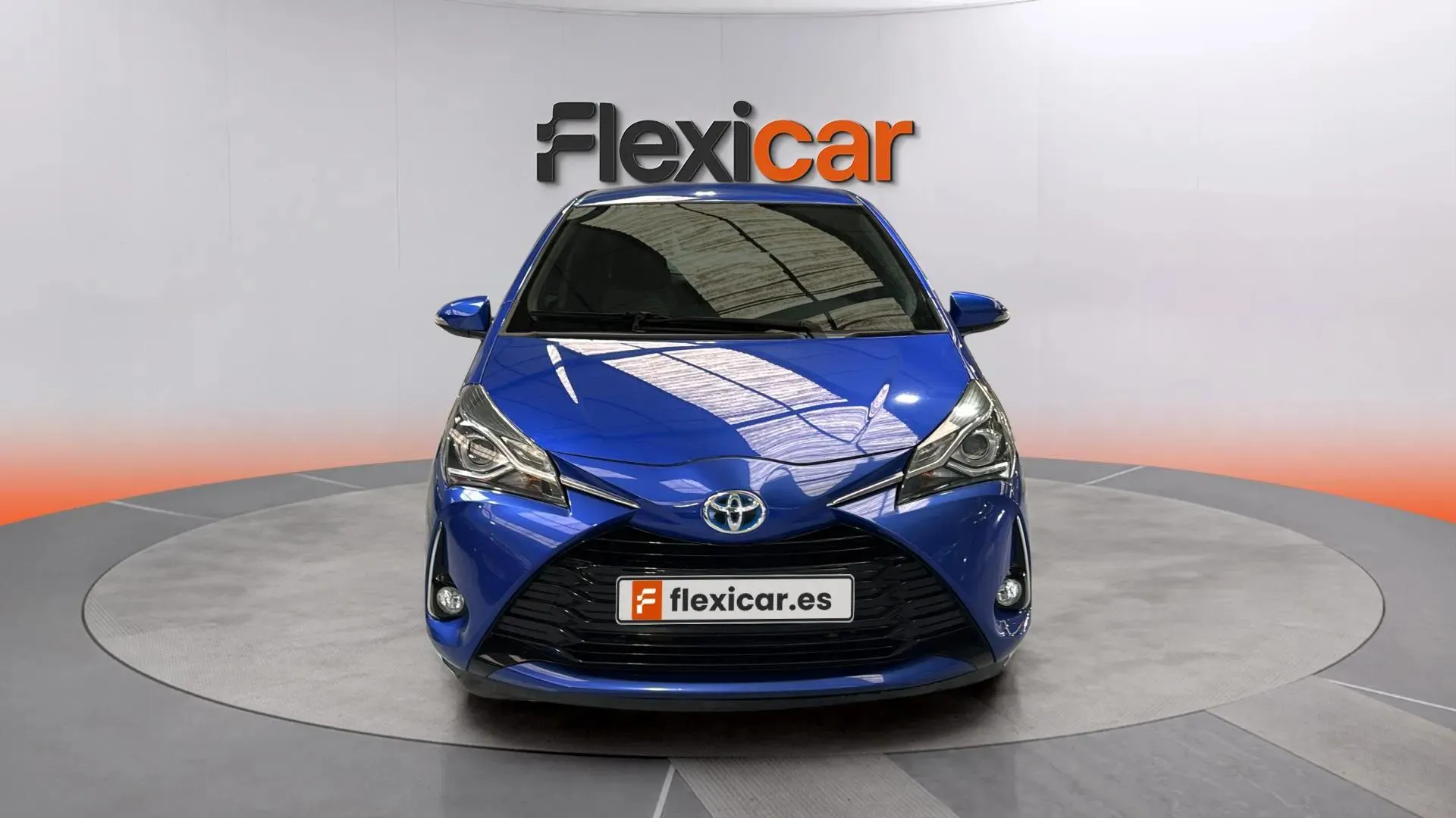 Toyota Yaris 1.5 100H Active - foto 2