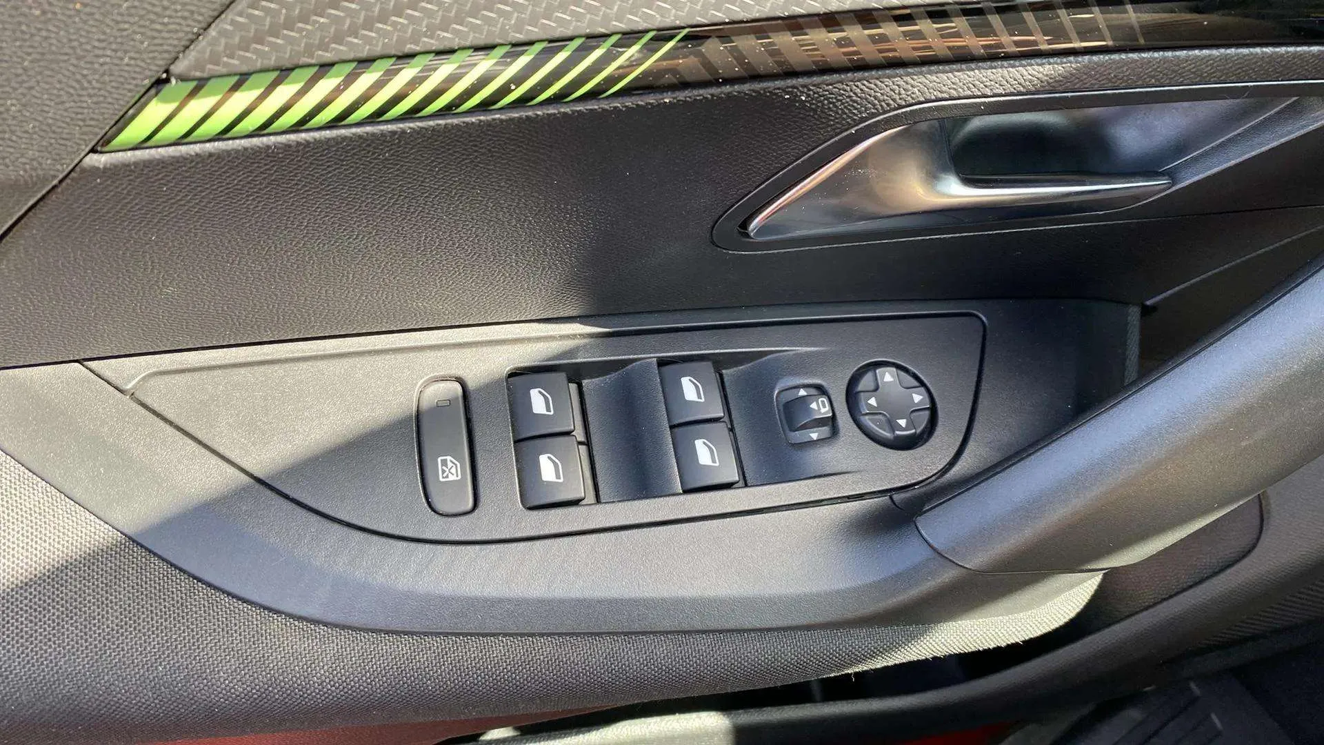 Peugeot 2008 Active PureTech 100 - foto 7