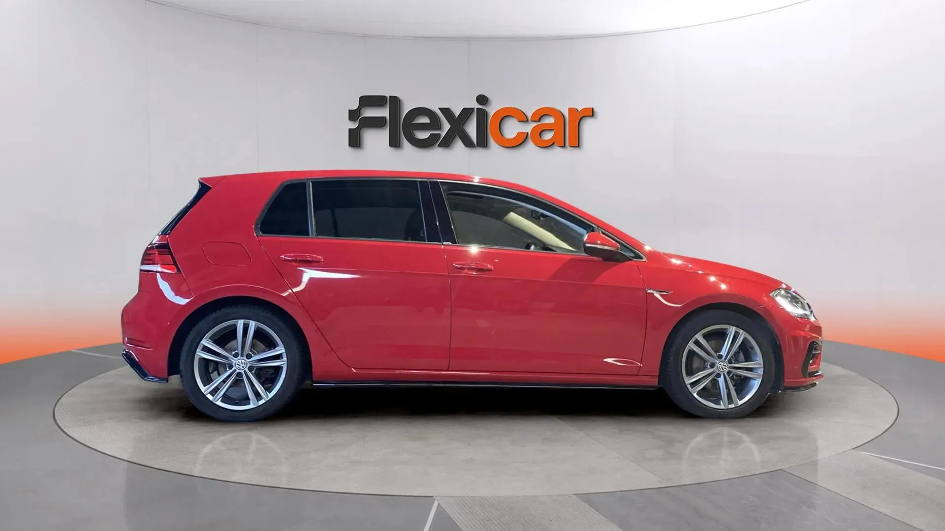 Volkswagen Golf Sport R-Line 2.0 TDI DSG - foto 29