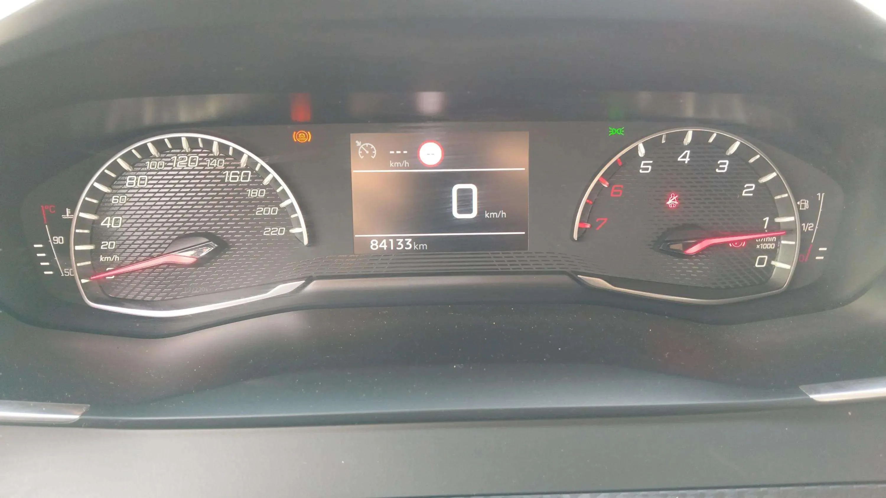 Peugeot 2008 Active PureTech 100 - foto 15