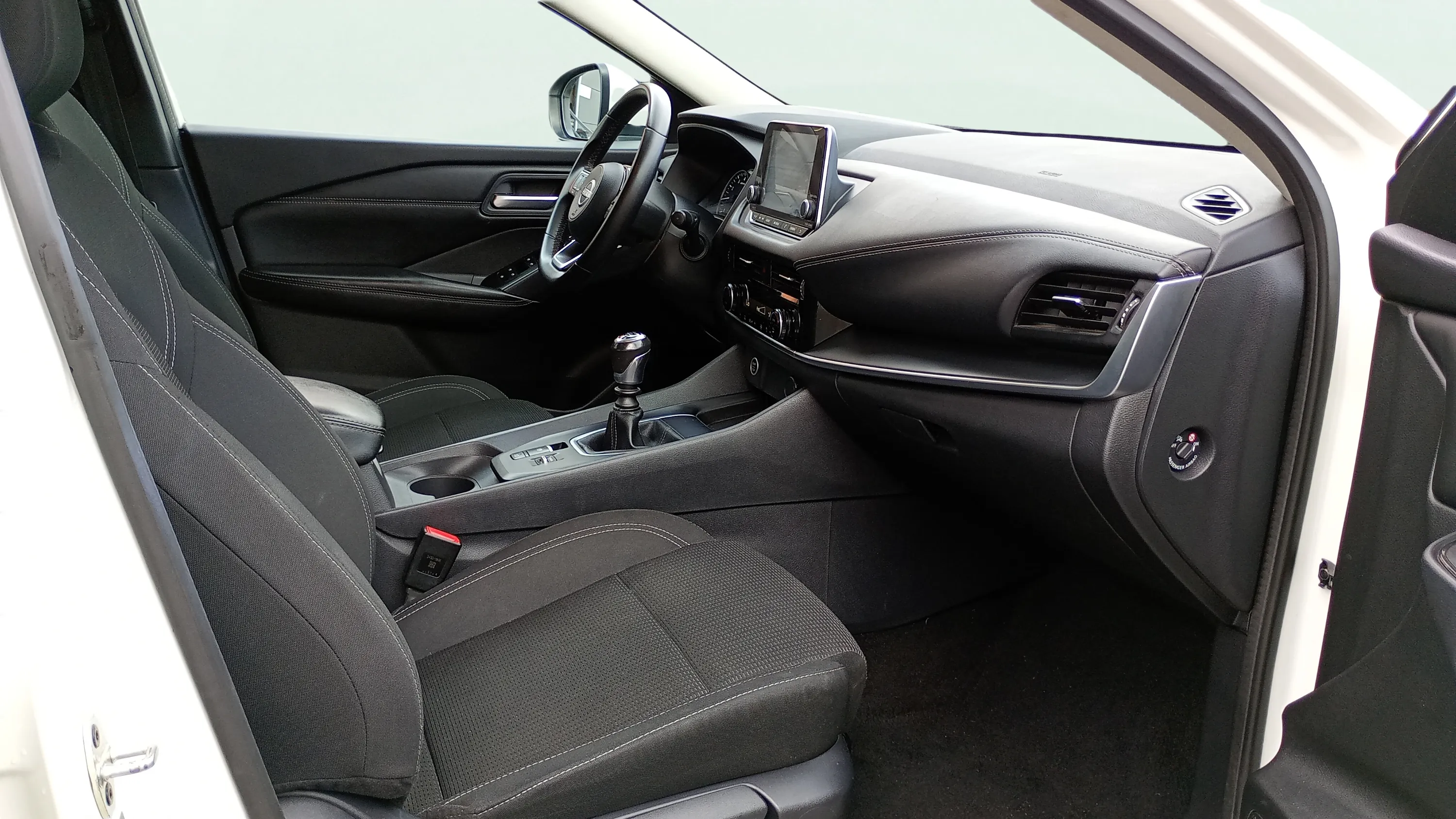 Nissan Qashqai DIG-T mHEV 4x2 Acenta - foto 24