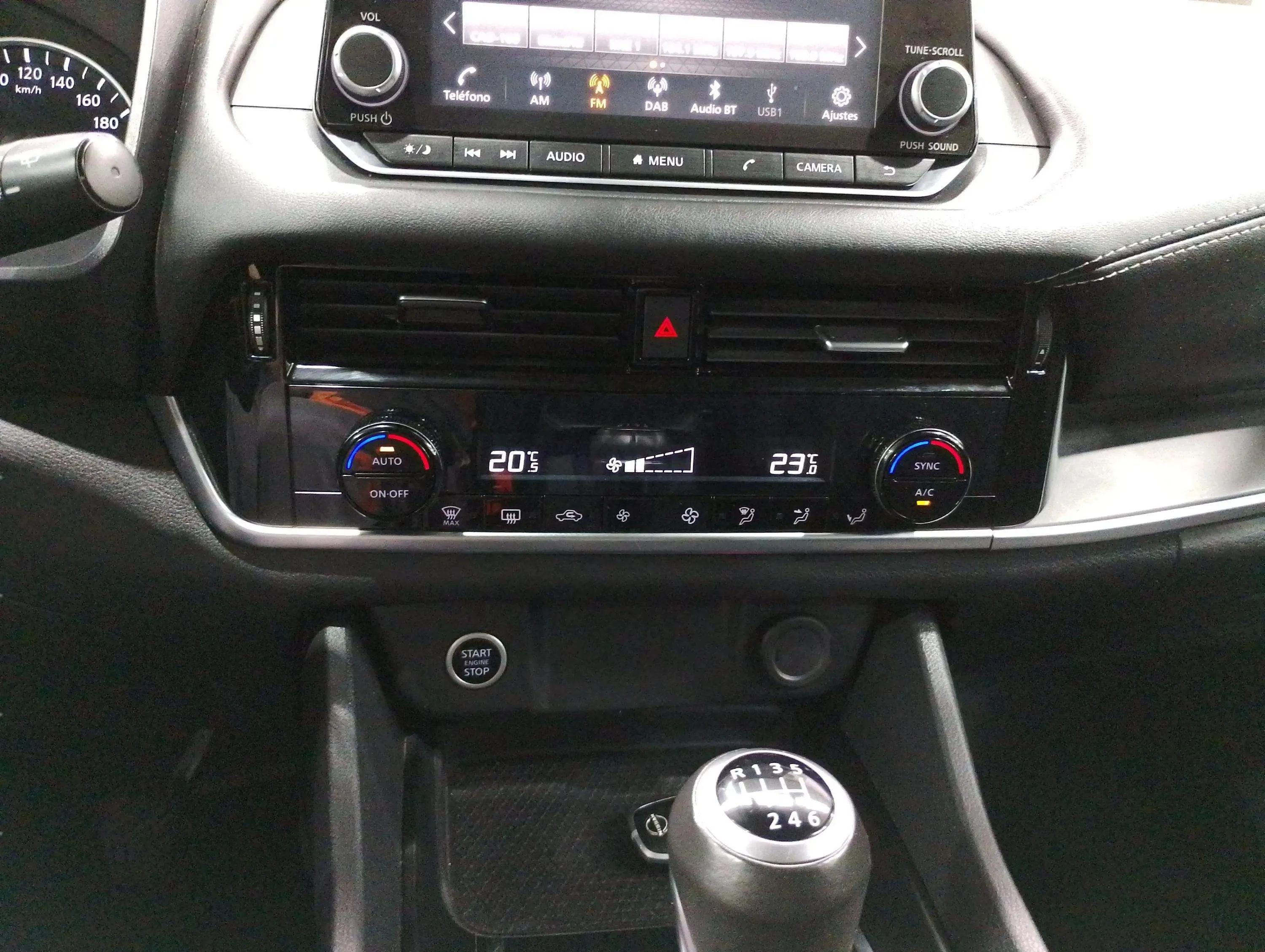 Nissan Qashqai DIG-T mHEV 4x2 Acenta - foto 18