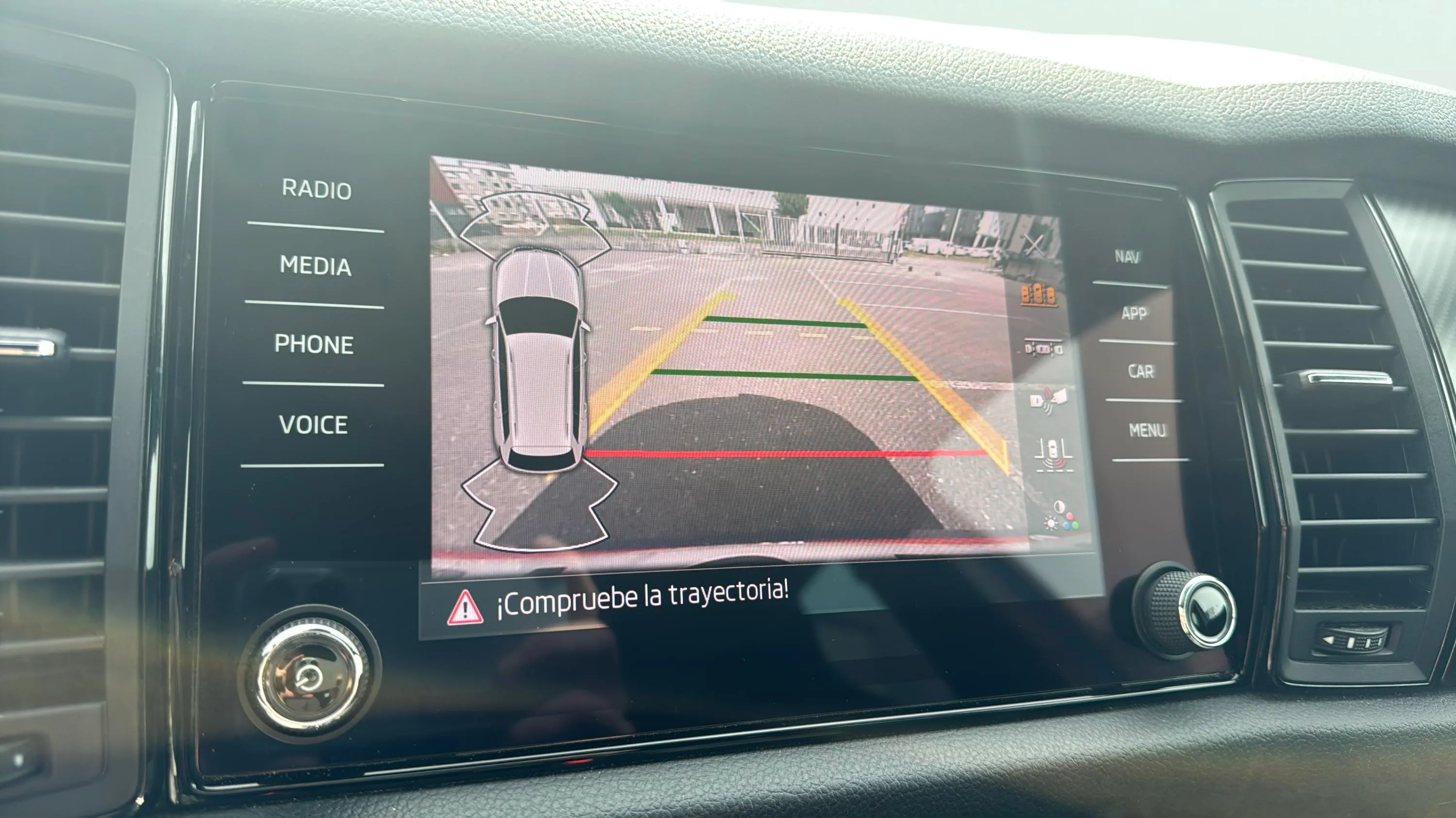 Škoda Kodiaq 1.5 TSI DSG 4x2 Sportline - foto 19