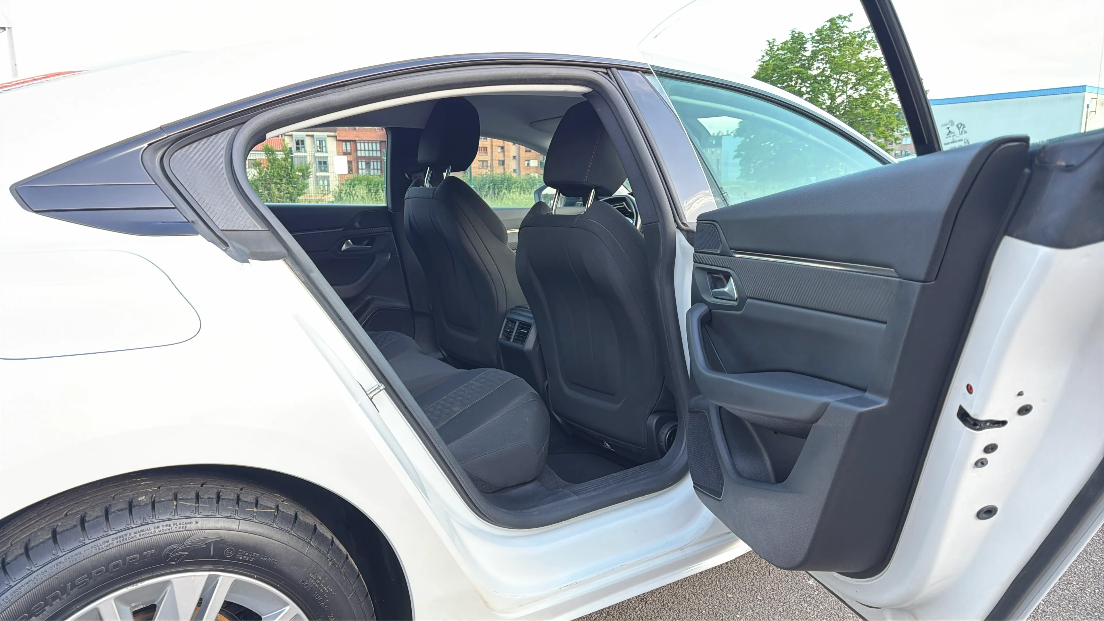 Peugeot 508 Active Pack BlueHDi 130 EAT8 - foto 12