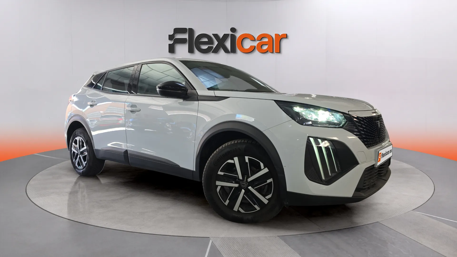 Peugeot 2008 Allure Pack PureTech 130 EAT8 - foto 1