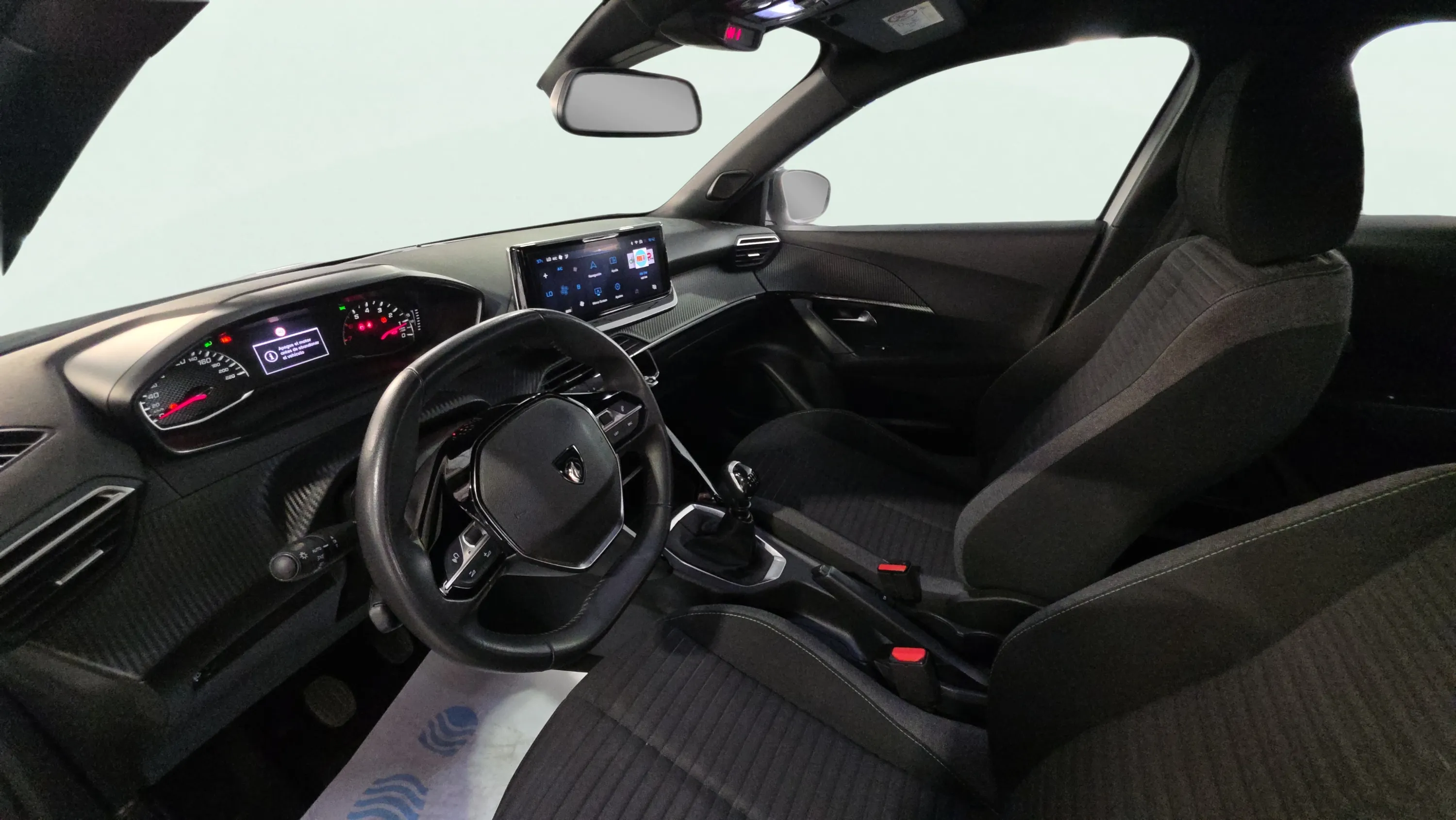 Peugeot 2008 Allure Pack PureTech 130 EAT8 - foto 9