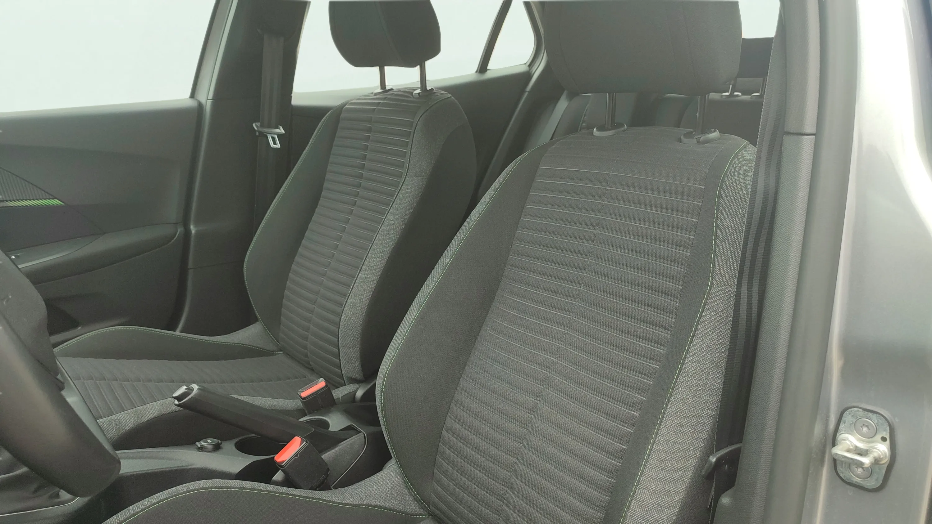 Peugeot 2008 Active Pack PureTech 100 - foto 15