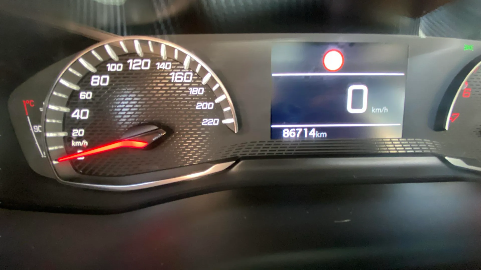 Peugeot 2008 Active Pack PureTech 100 - foto 11