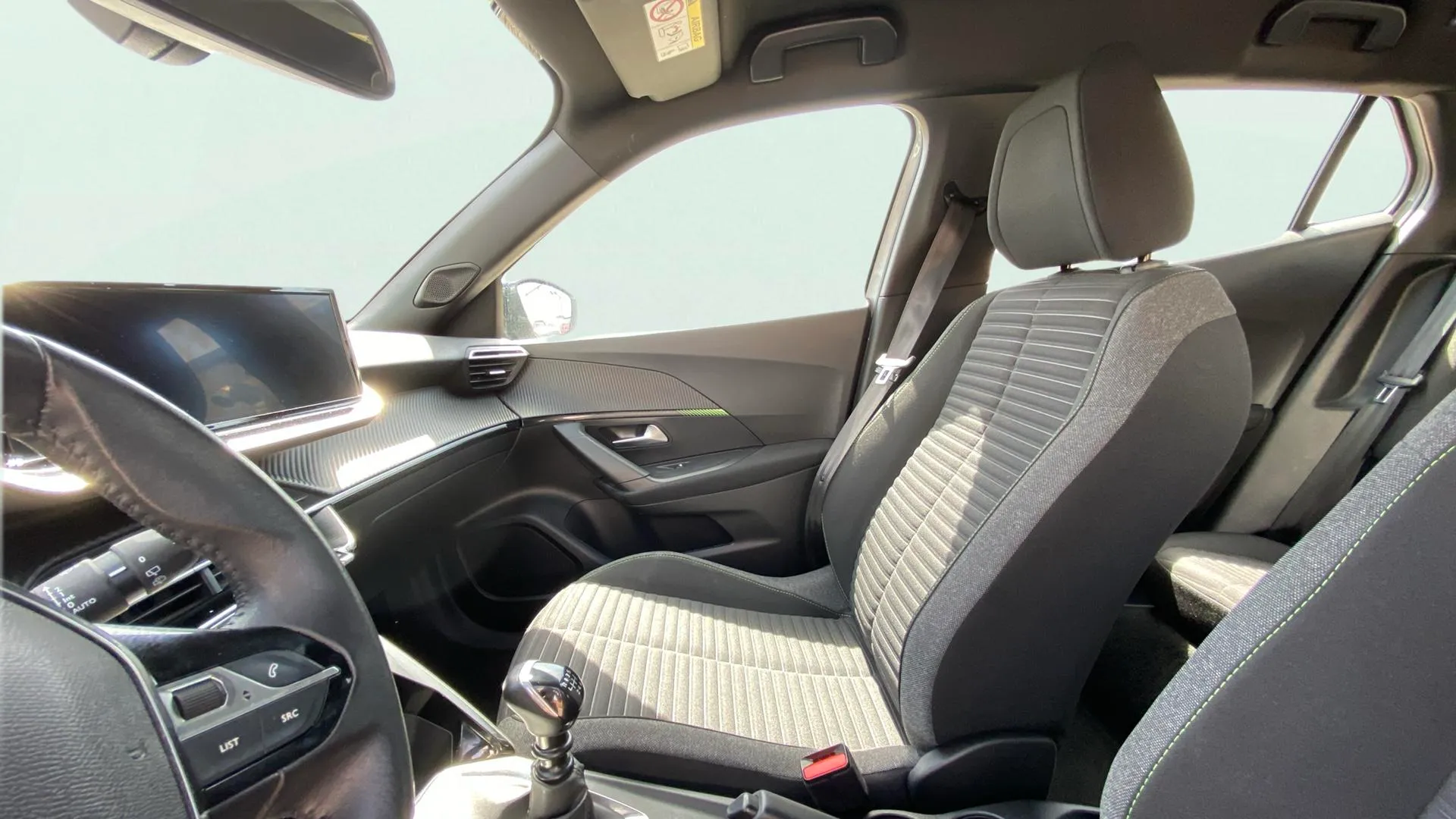 Peugeot 2008 Active Pack PureTech 100 - foto 15